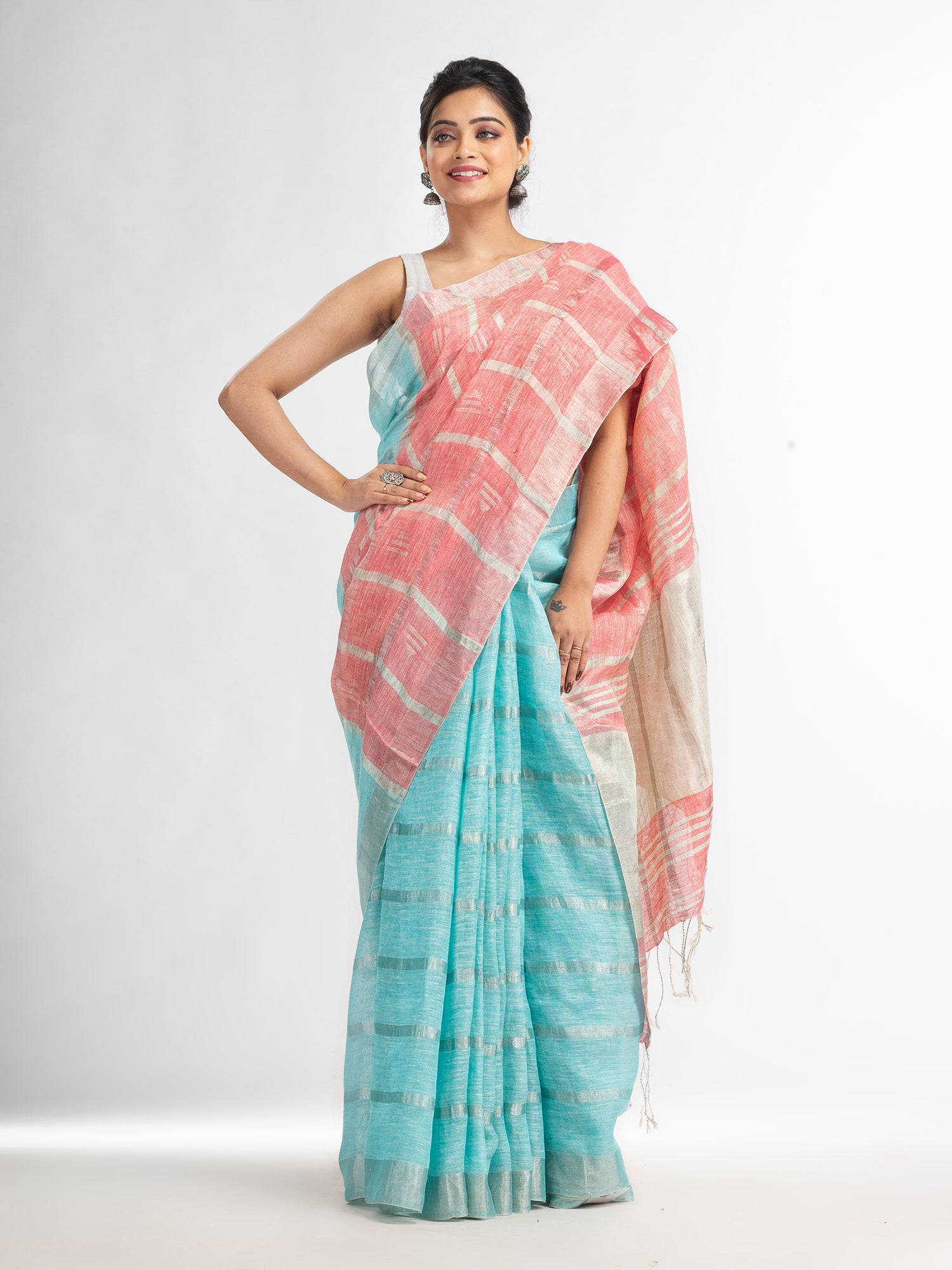 Women's Sky pink half and half ziri check with silver zari pallu in zari border handwoven linen saree - Angoshobha
