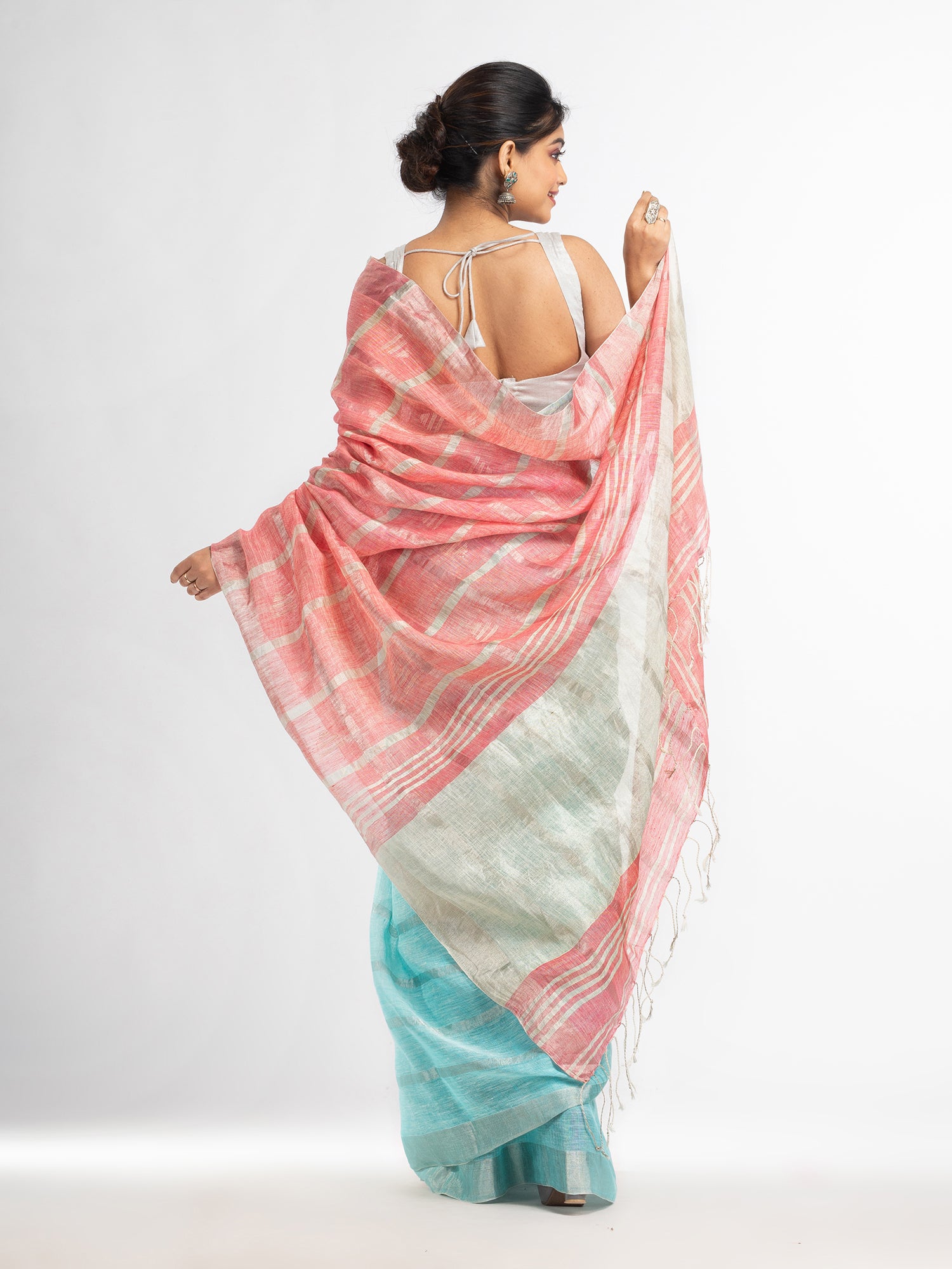 Women's Sky pink half and half ziri check with silver zari pallu in zari border handwoven linen saree - Angoshobha