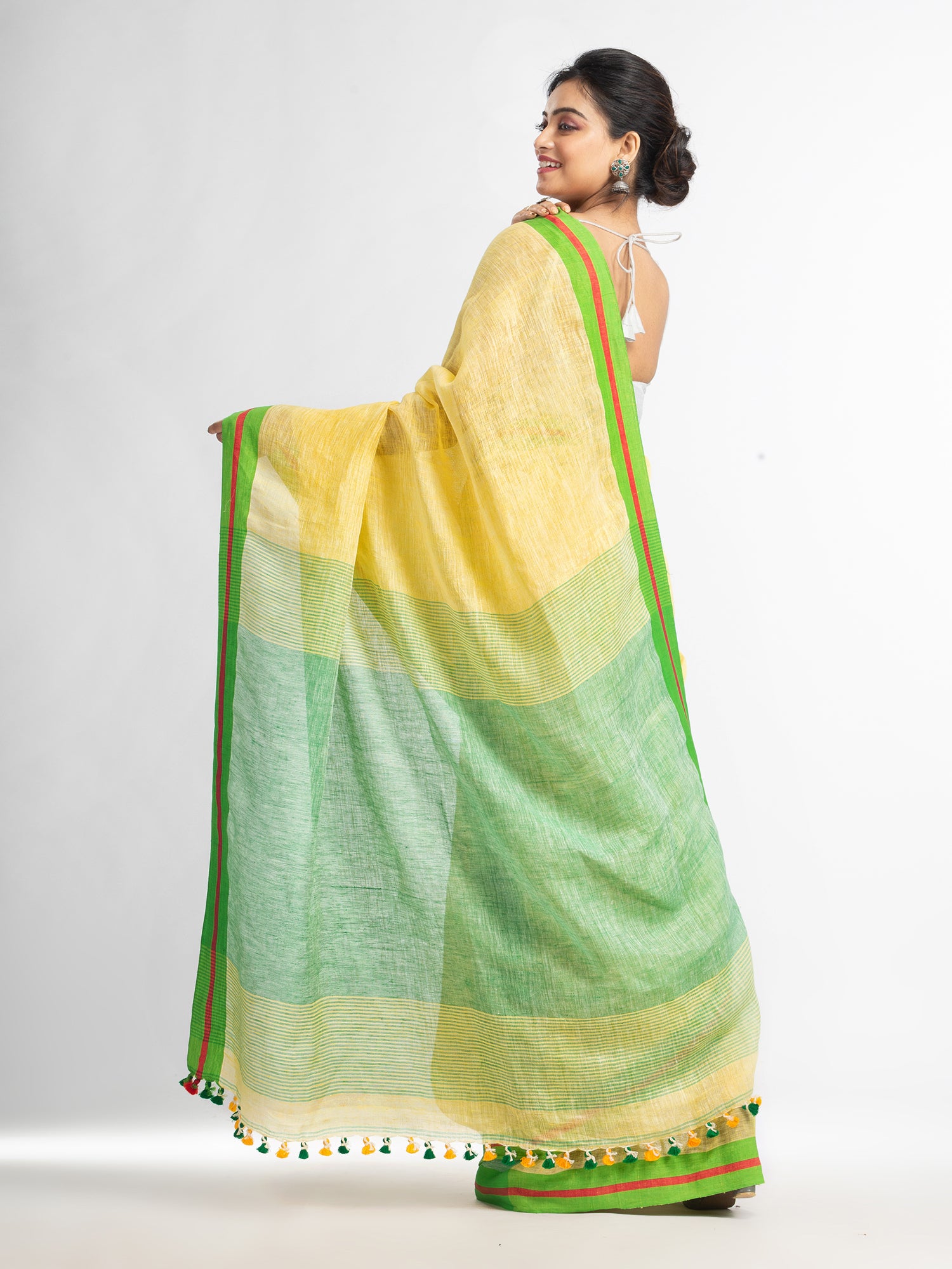 Women's Yellow with green pallu in multi colour boeder handwoven linen saree - Angoshobha