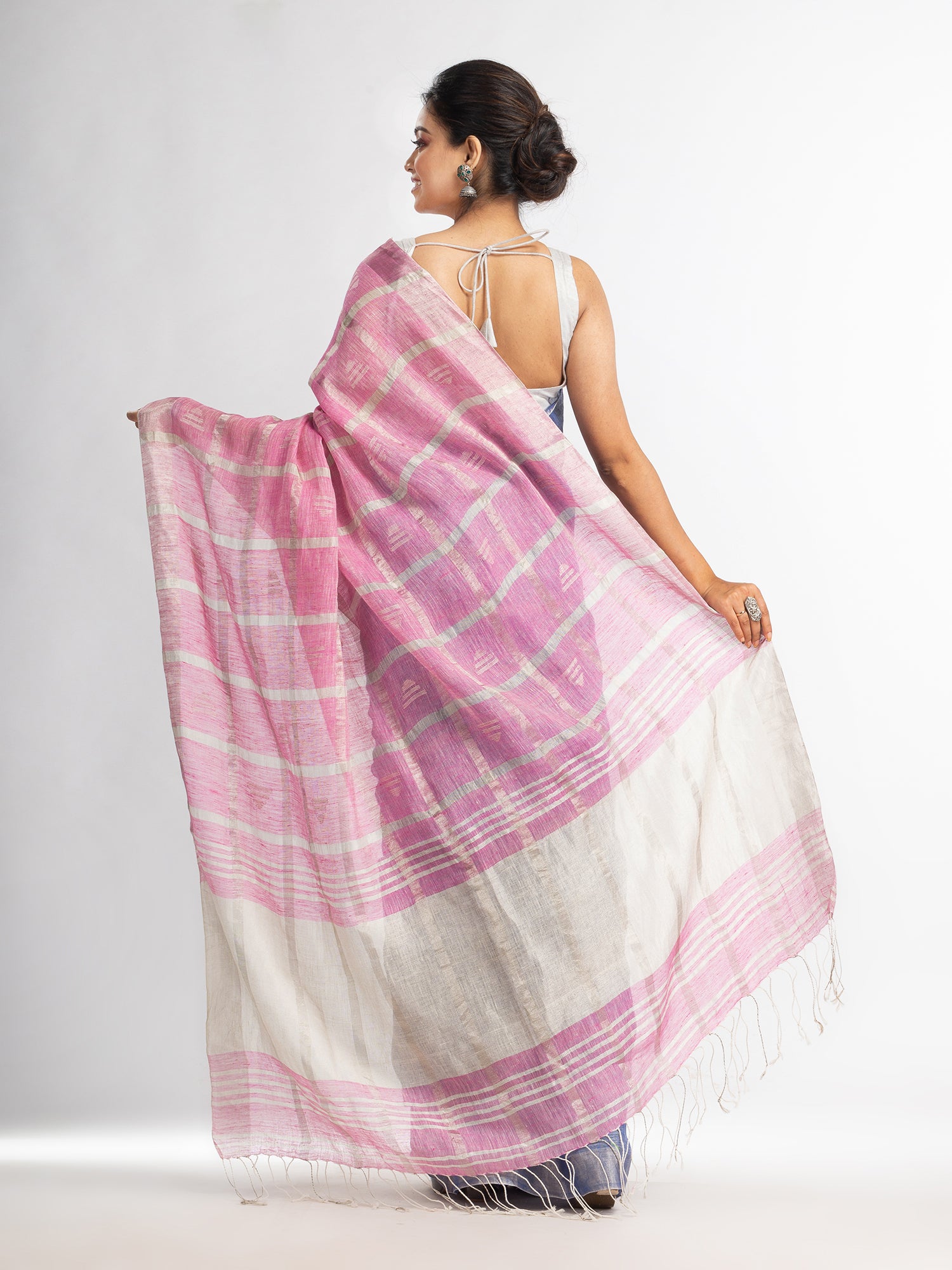 Women's Drak sky pink half and half ziri check with silver zari pallu in zari border handwoven linen saree - Angoshobha