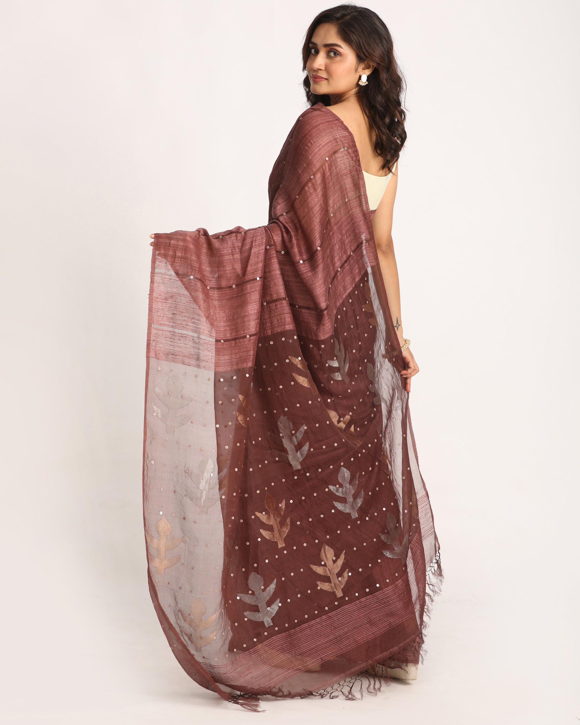 Women's Copper Rose Matka Silk Handloom Traditional Sequin Jamdani Saree - Angoshobha
