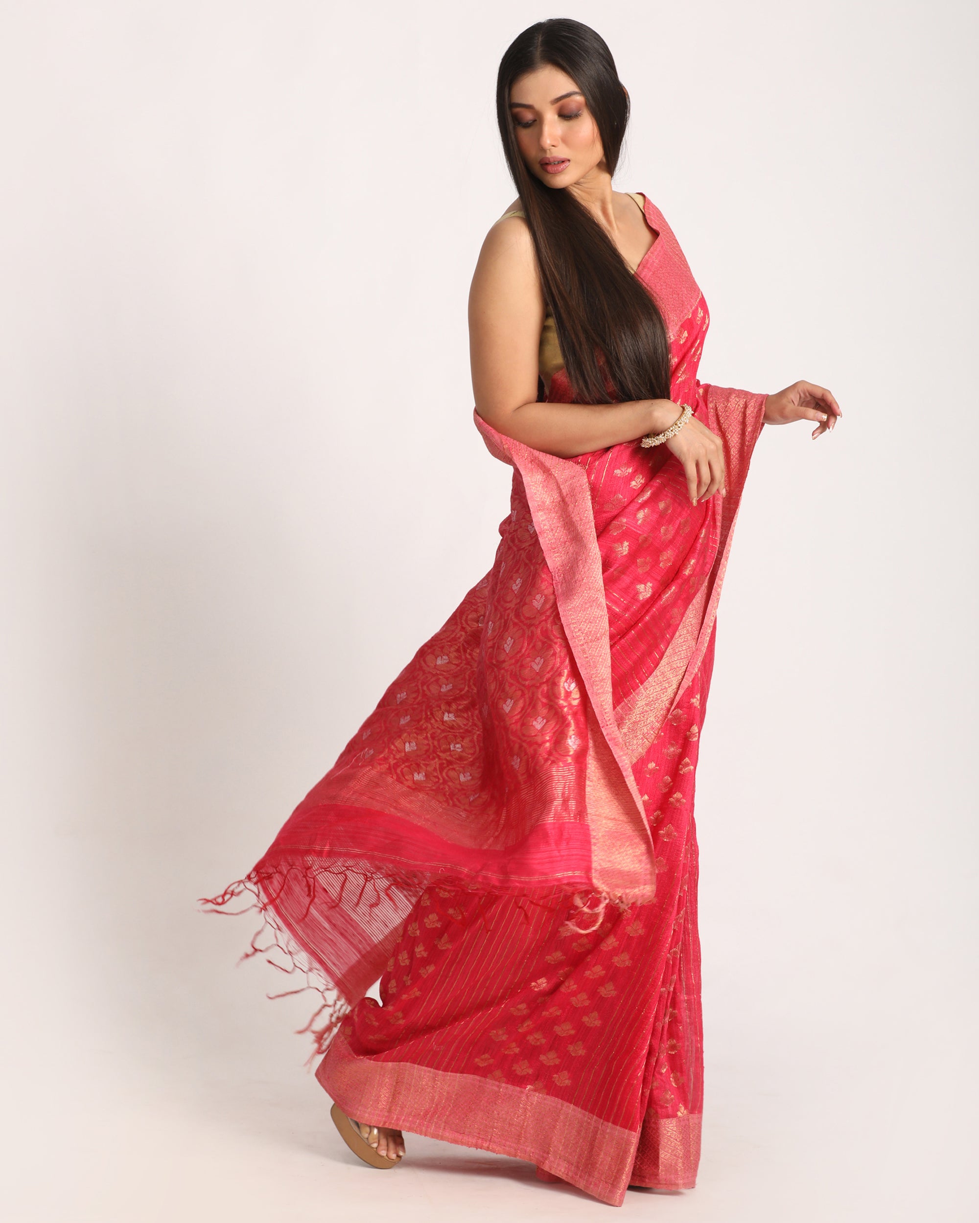 Women's Pink Handloom Traditional Tangail Matka Silk Saree - Angoshobha