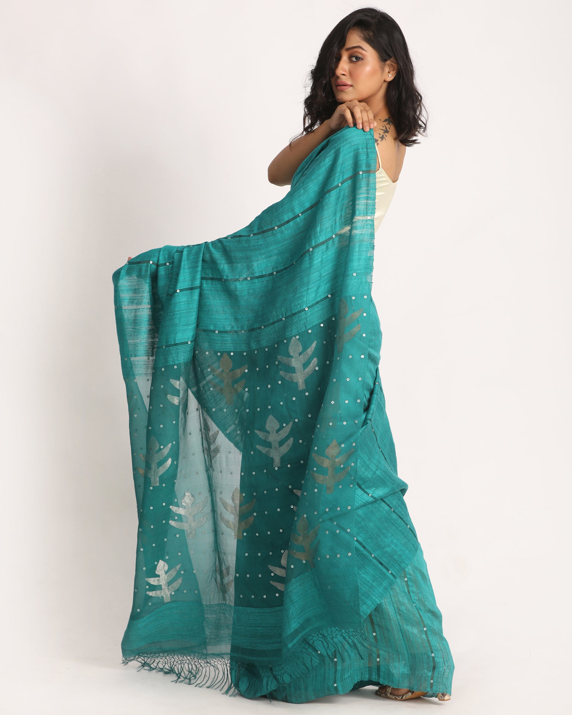 Women's Teal Matka Silk Handloom Traditional Sequin Jamdani Saree - Angoshobha