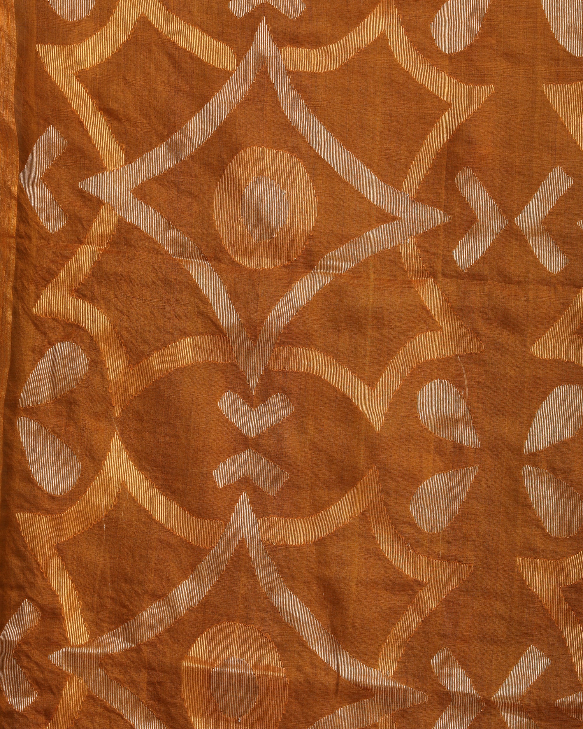 Women's Orange Matka Silk Handloom Traditional Sequin Jamdani Saree - Angoshobha