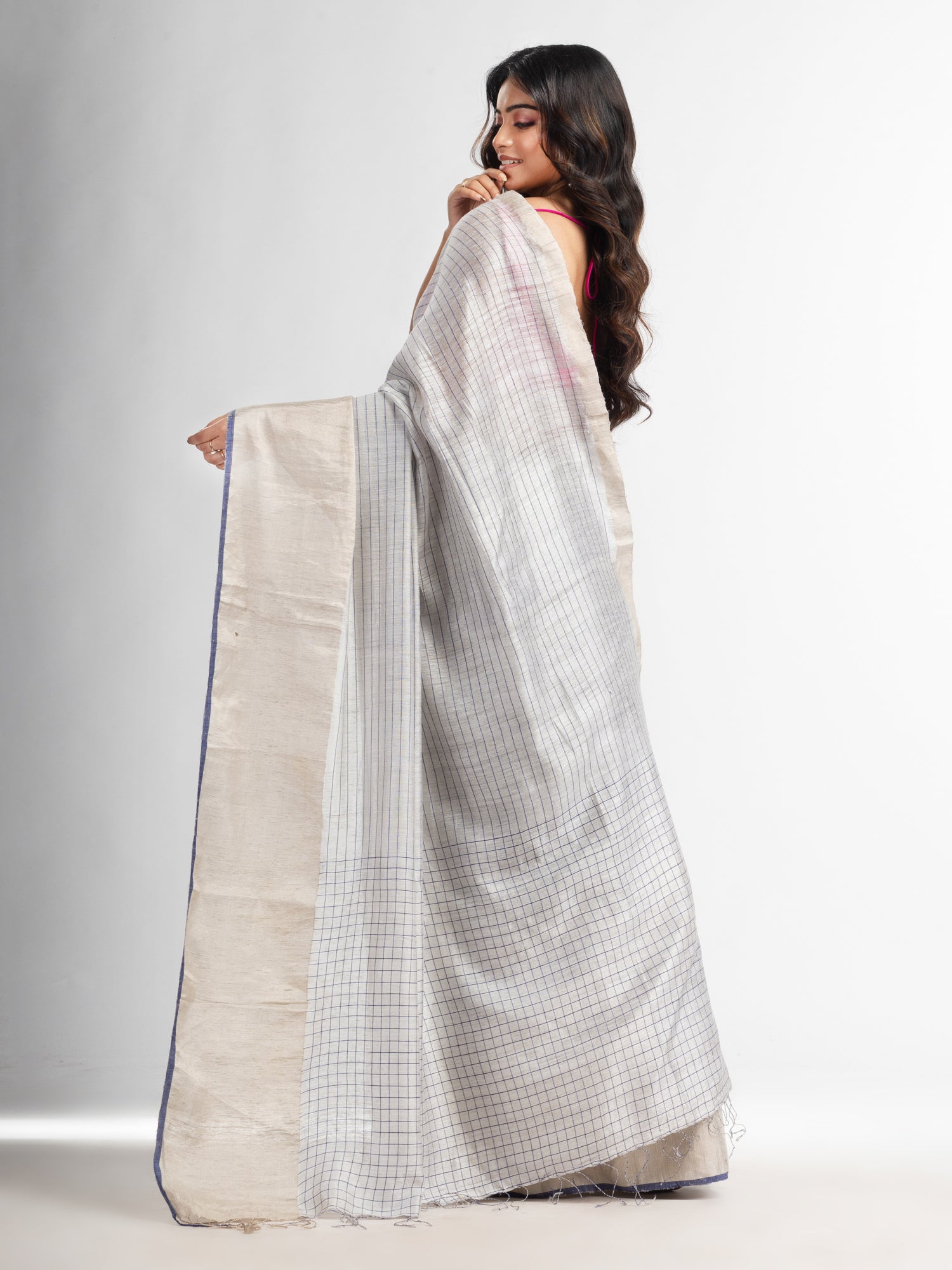 Women's Silk matka check silver zari border handwoven saree - Angoshobha