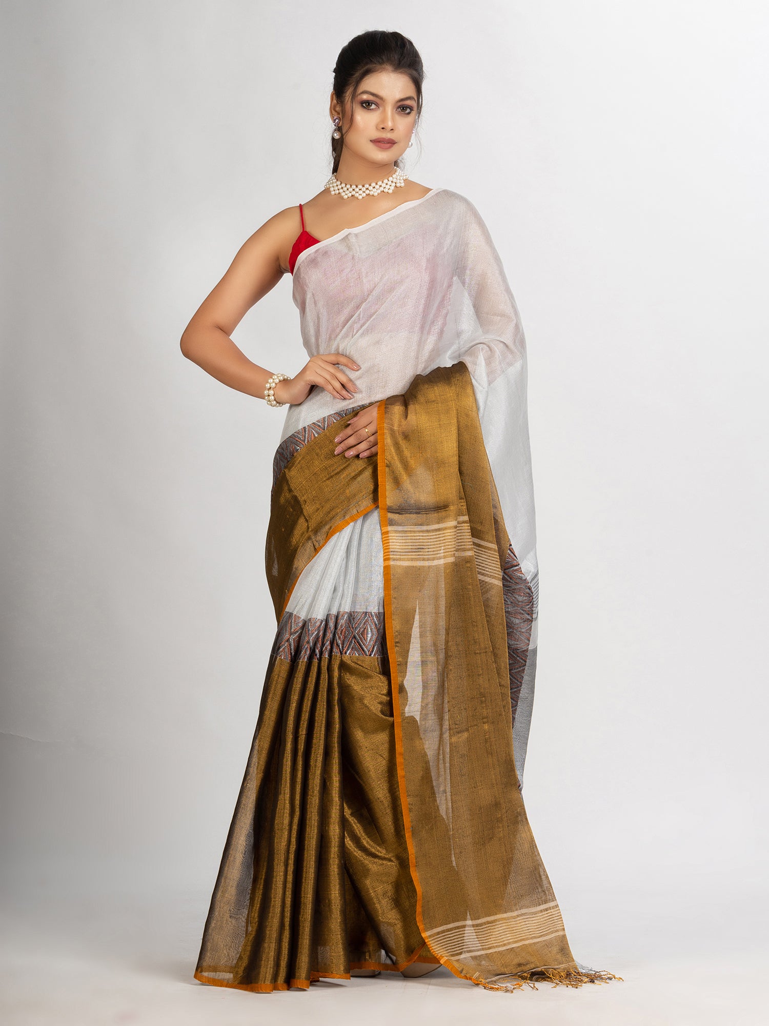 Women's Gold White Zari Cotton Tissue Madhumani Jacquard handloom Saree - Angoshobha