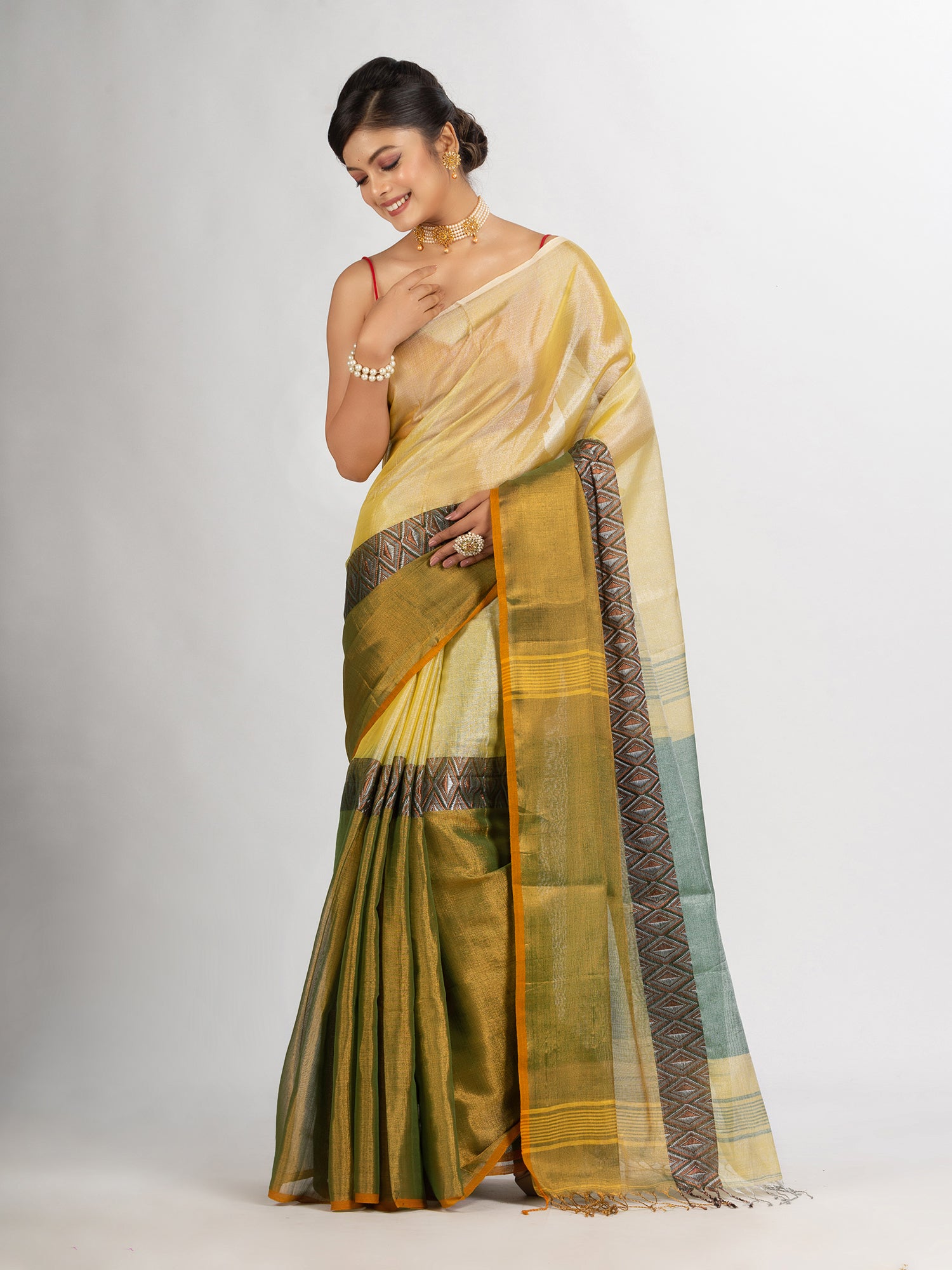 Women's Green And Off White Zari Cotton TissueMadhumani Jacquard handloom Saree - Angoshobha