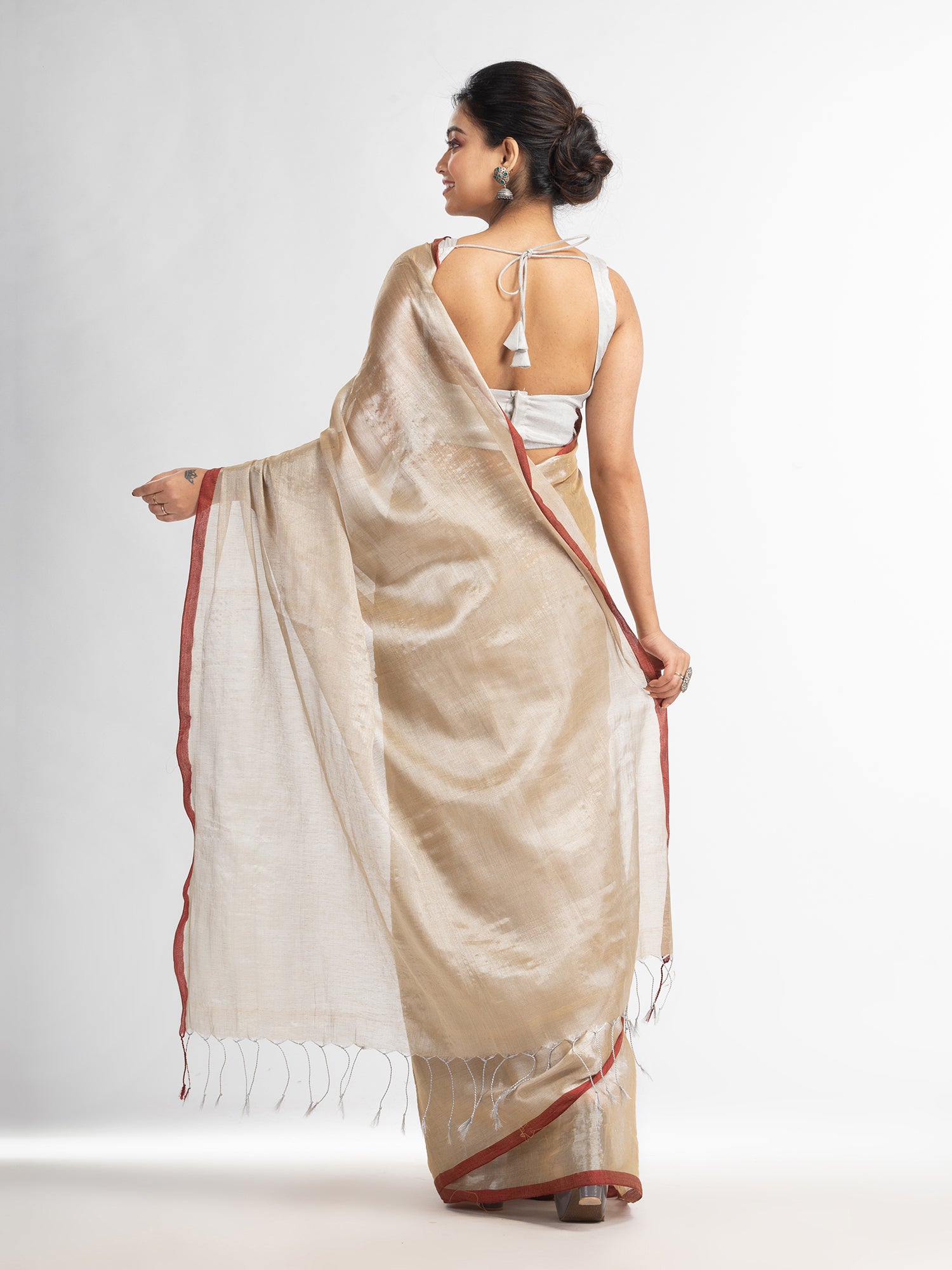 Women's Beige tissue cotton solit haif inchi border saree - Angoshobha