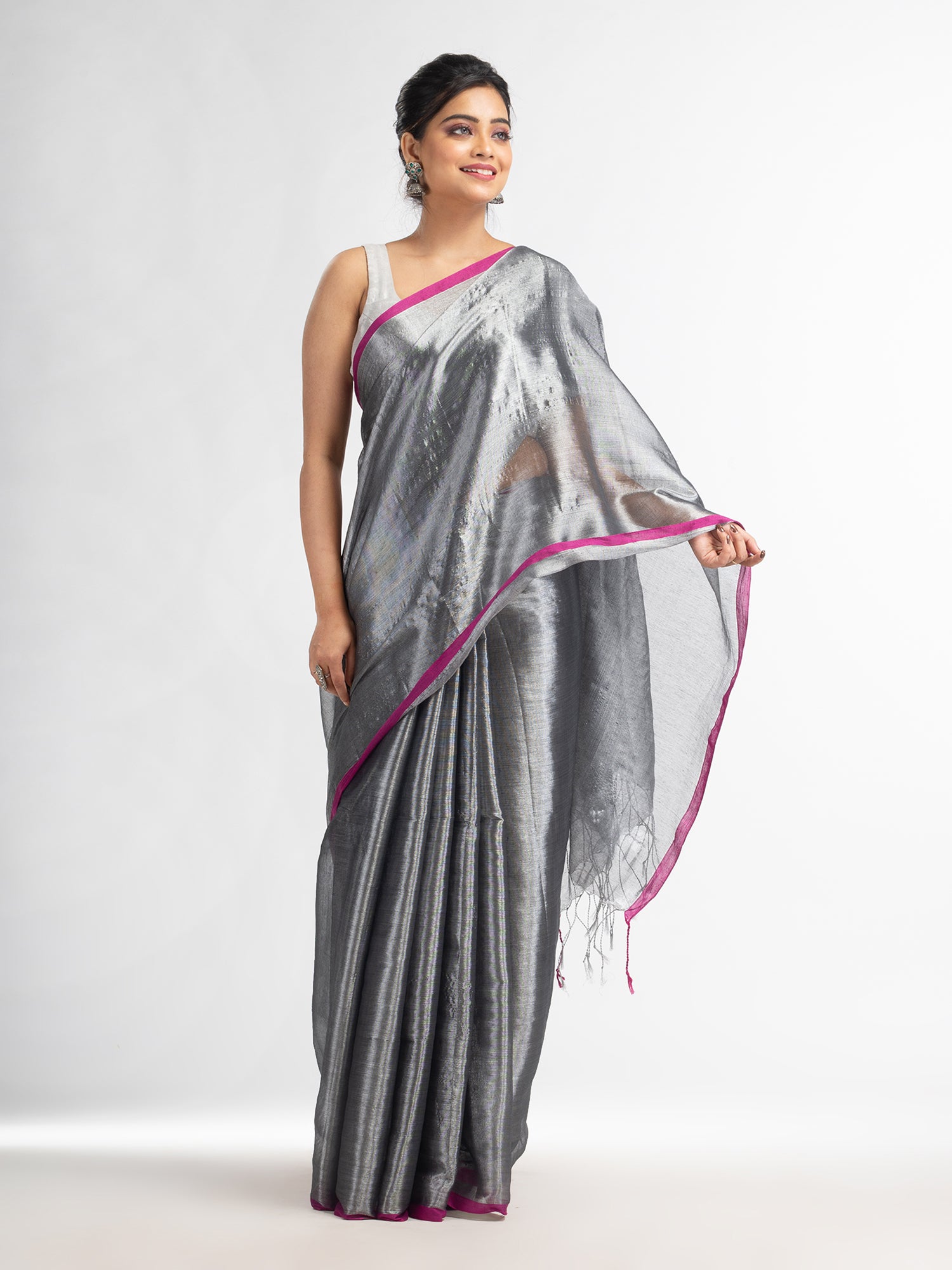 Women's Grey tissue cotton solit haif inchi border saree - Angoshobha