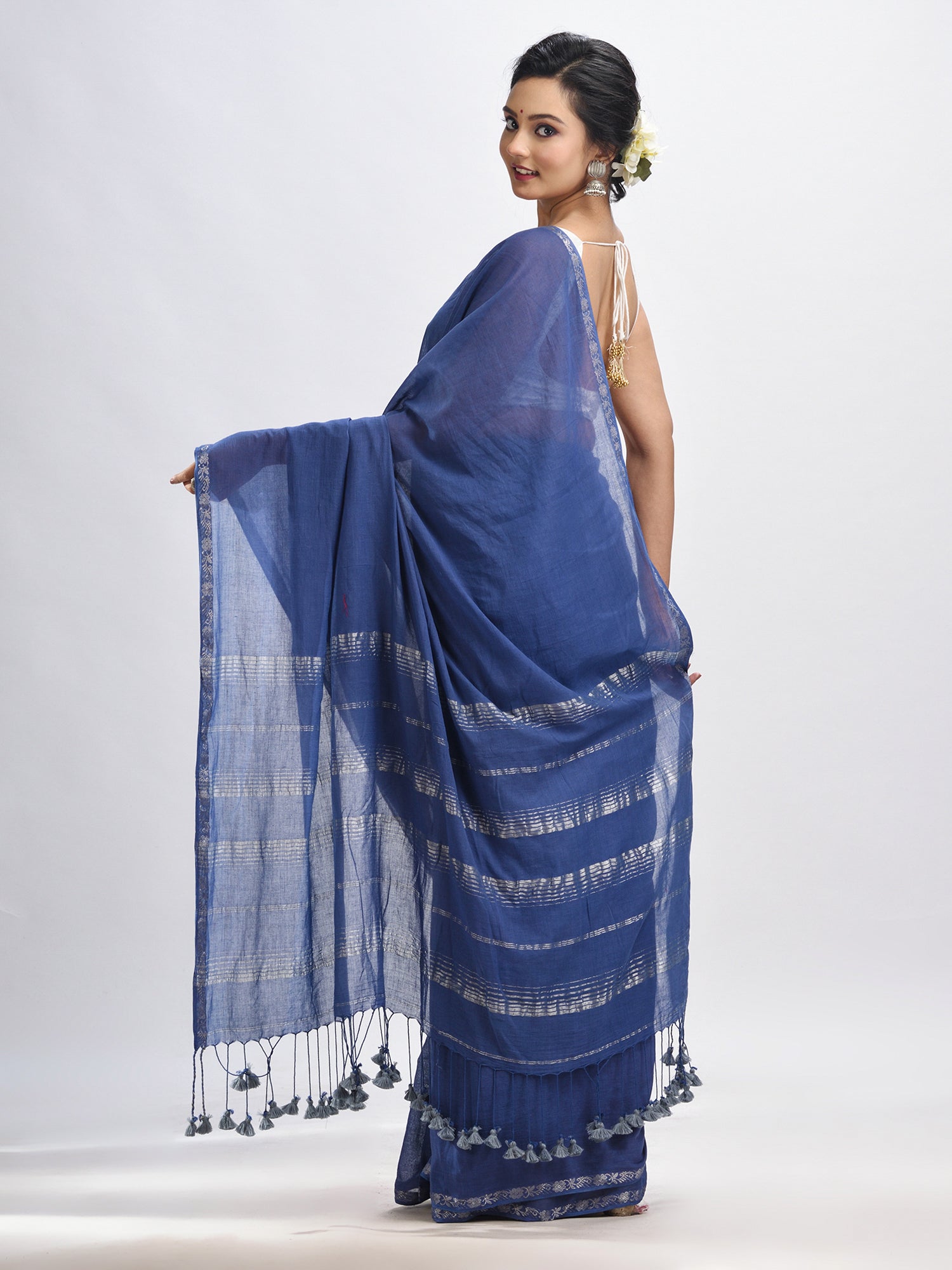 Women's Nevy Blue cotton with Jacquard Zari border and zari Stipe pallu handloom Saree - Angoshobha