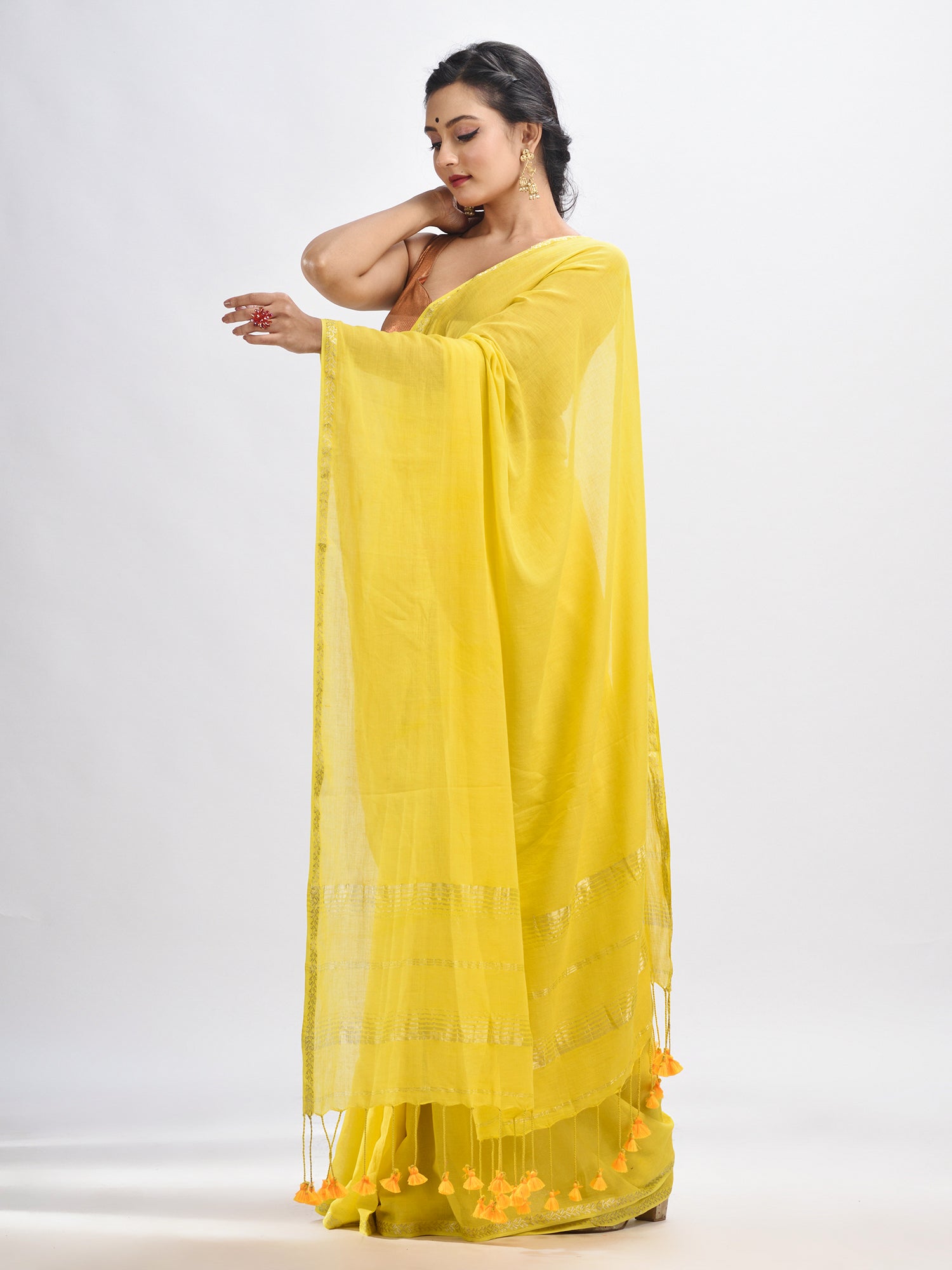 Women's Yellow cotton with Jacquard Zari border and zari Stipe pallu handloom Saree - Angoshobha