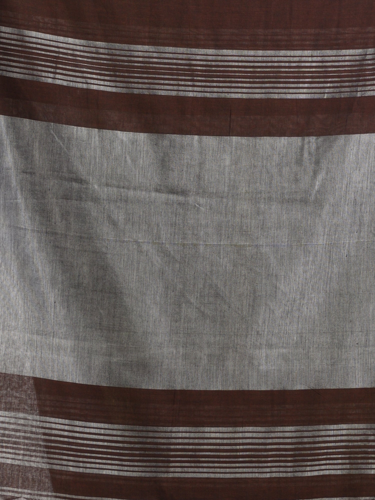 Women's Red Cotton with zari pallu and zari border handloom Saree