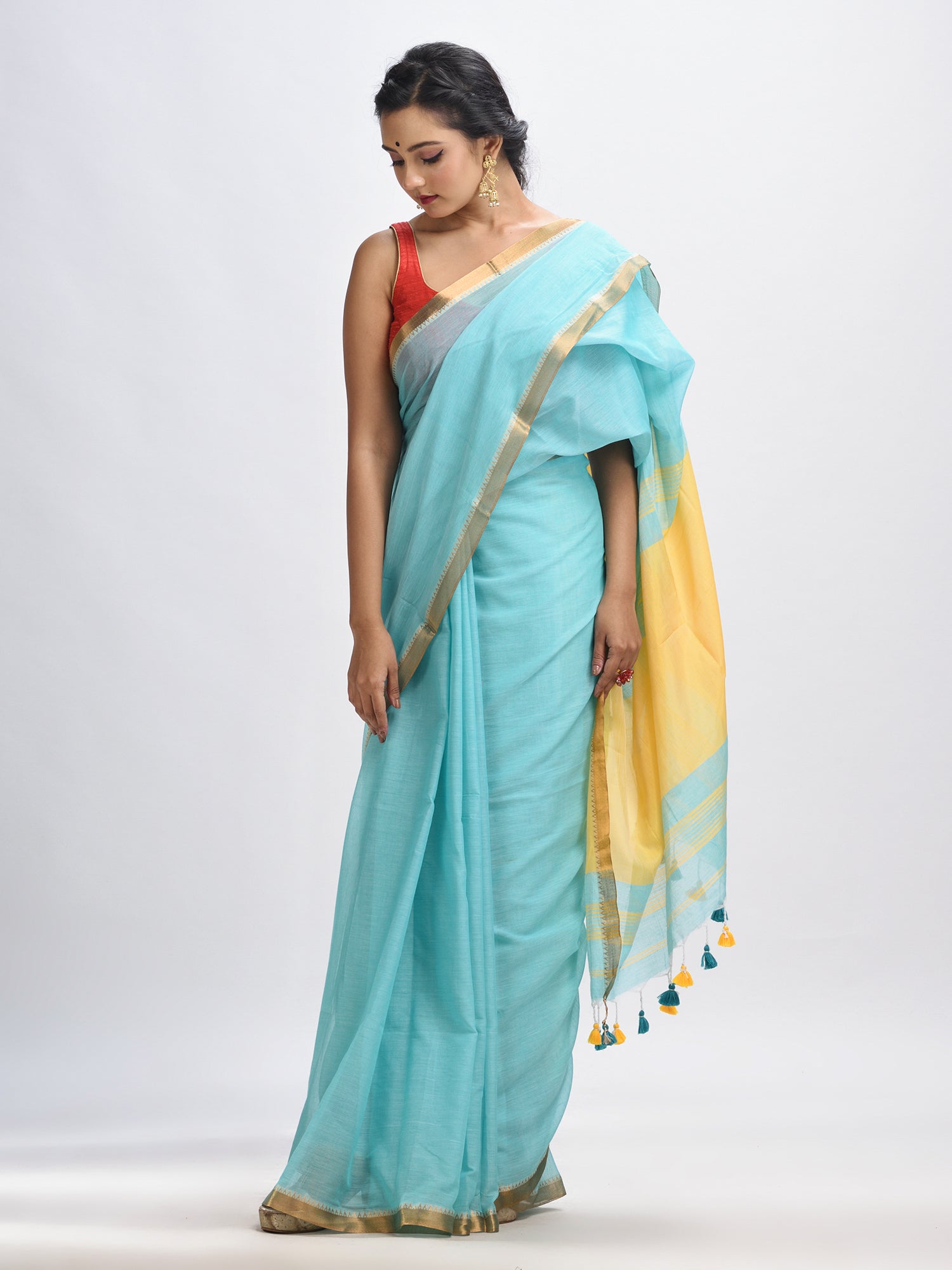 Women's Aqua sky Cotton with zari pallu and zari border handloom Saree - Angoshobha