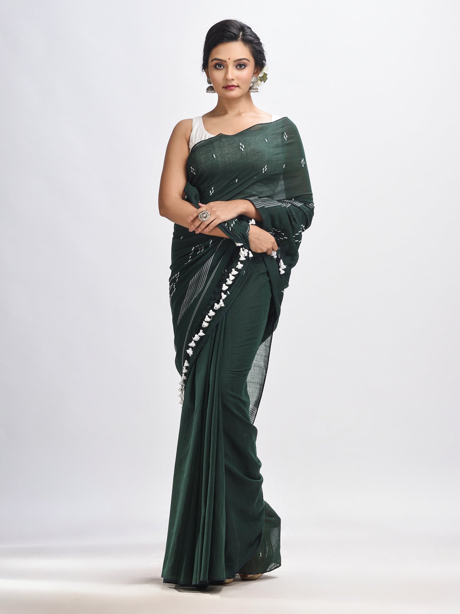 Women's Bottle green body buti Handloom Molmol Cotton Jamdani Saree - Angoshobha