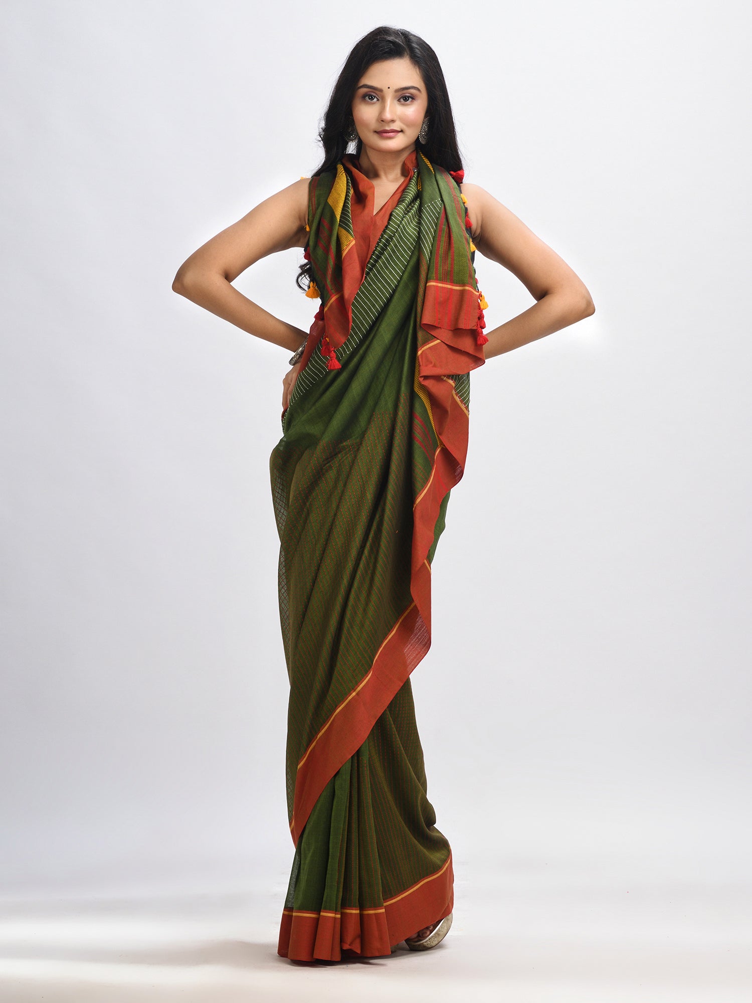 Women's Olive green cotton with red border handwoven jamdani saree - Angoshobha
