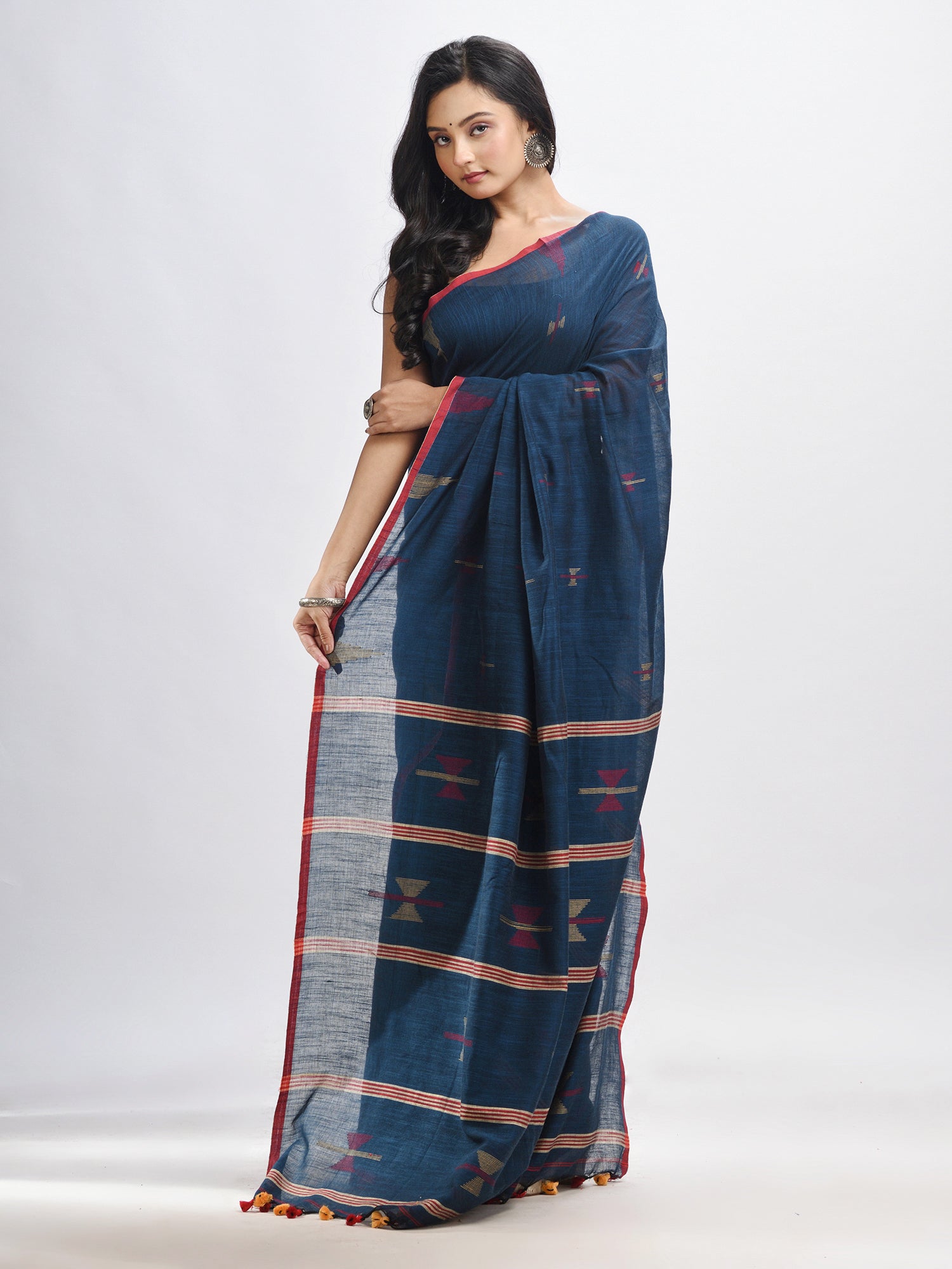 Women's Darck blue cotton pallu stipe with handwoven jamdani saree - Angoshobha