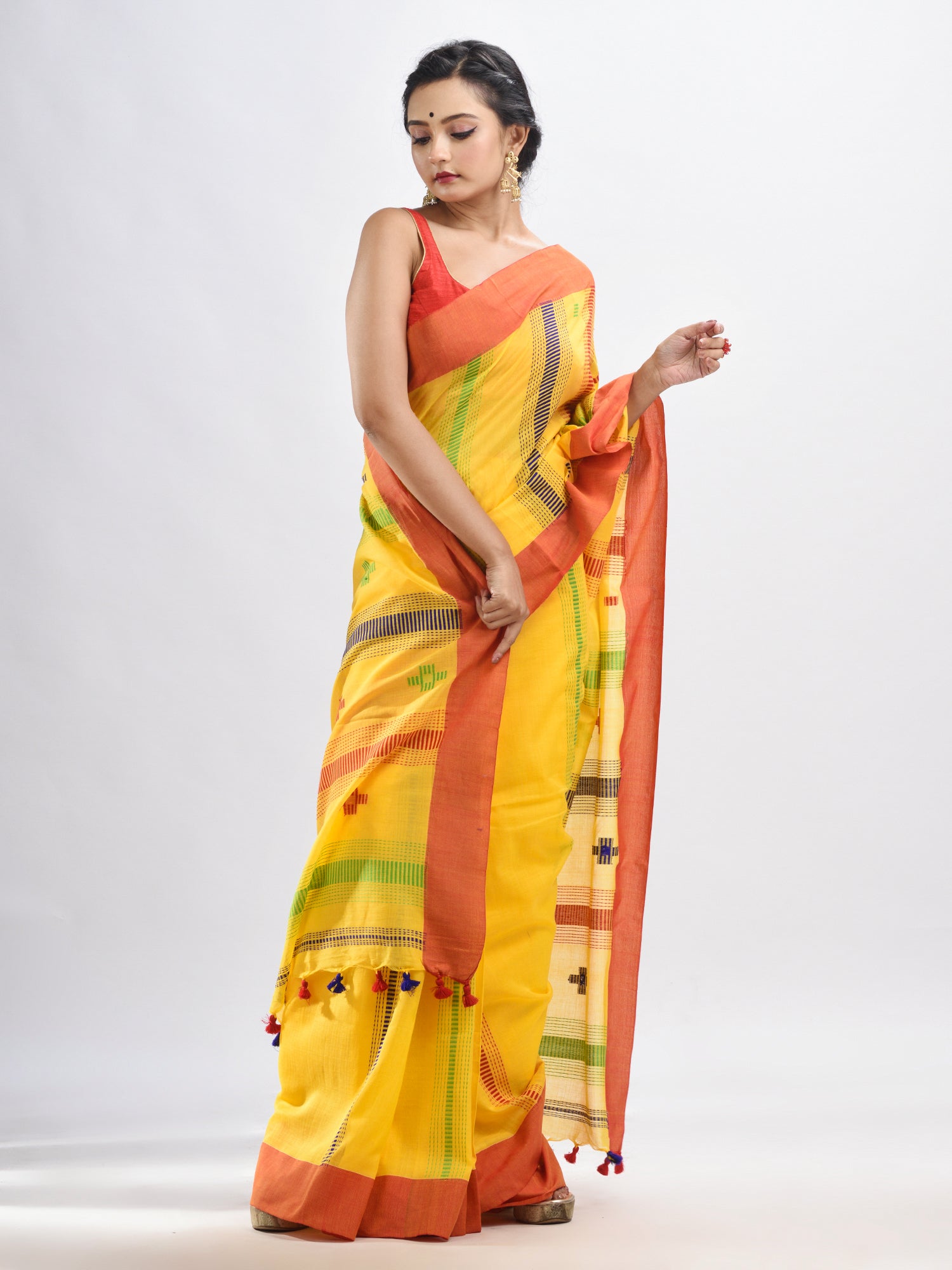 Women's Yellow cotton handwoven jamdani saree - Angoshobha