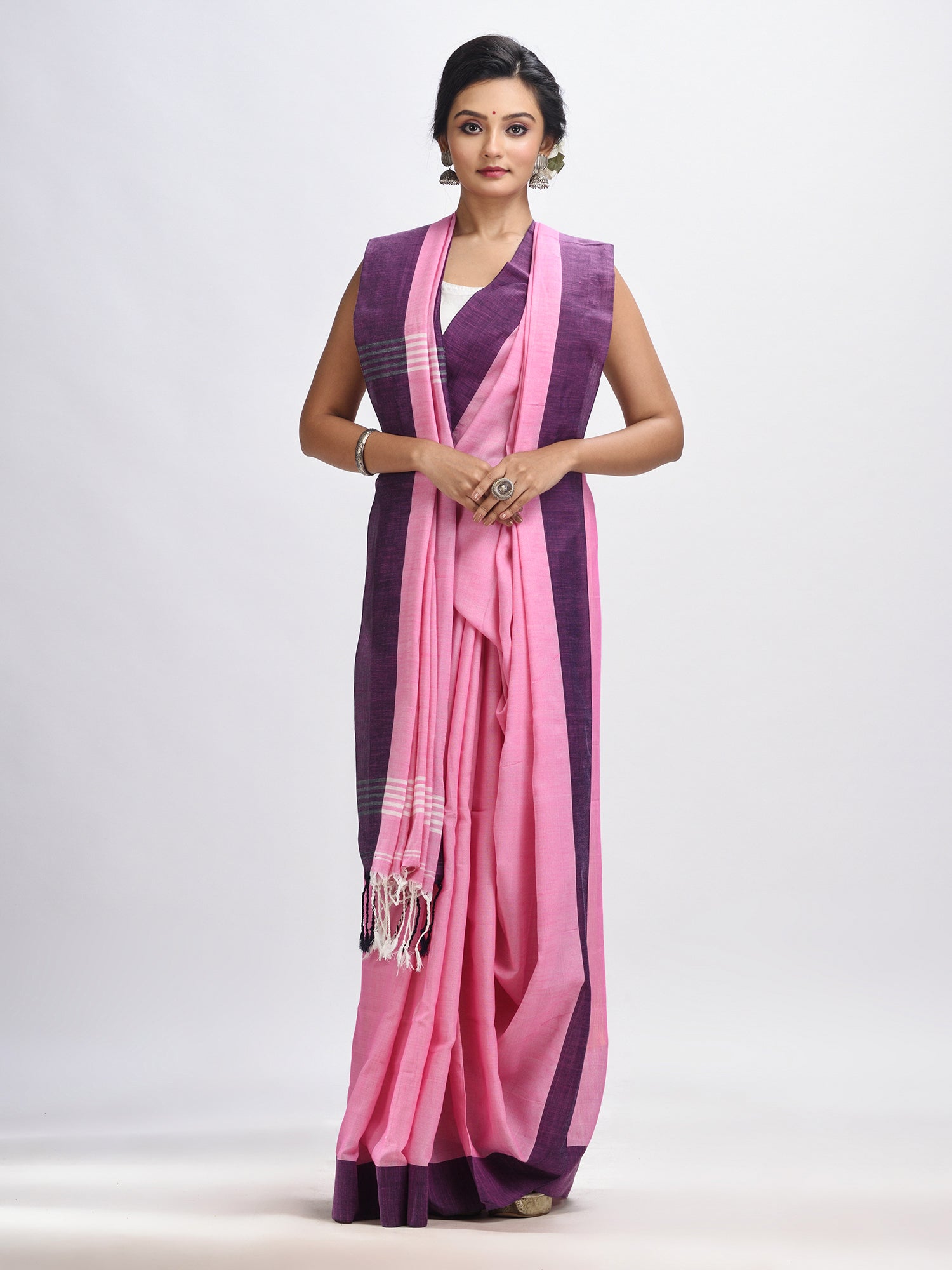 Women's Pink cotton solid body handloom saree