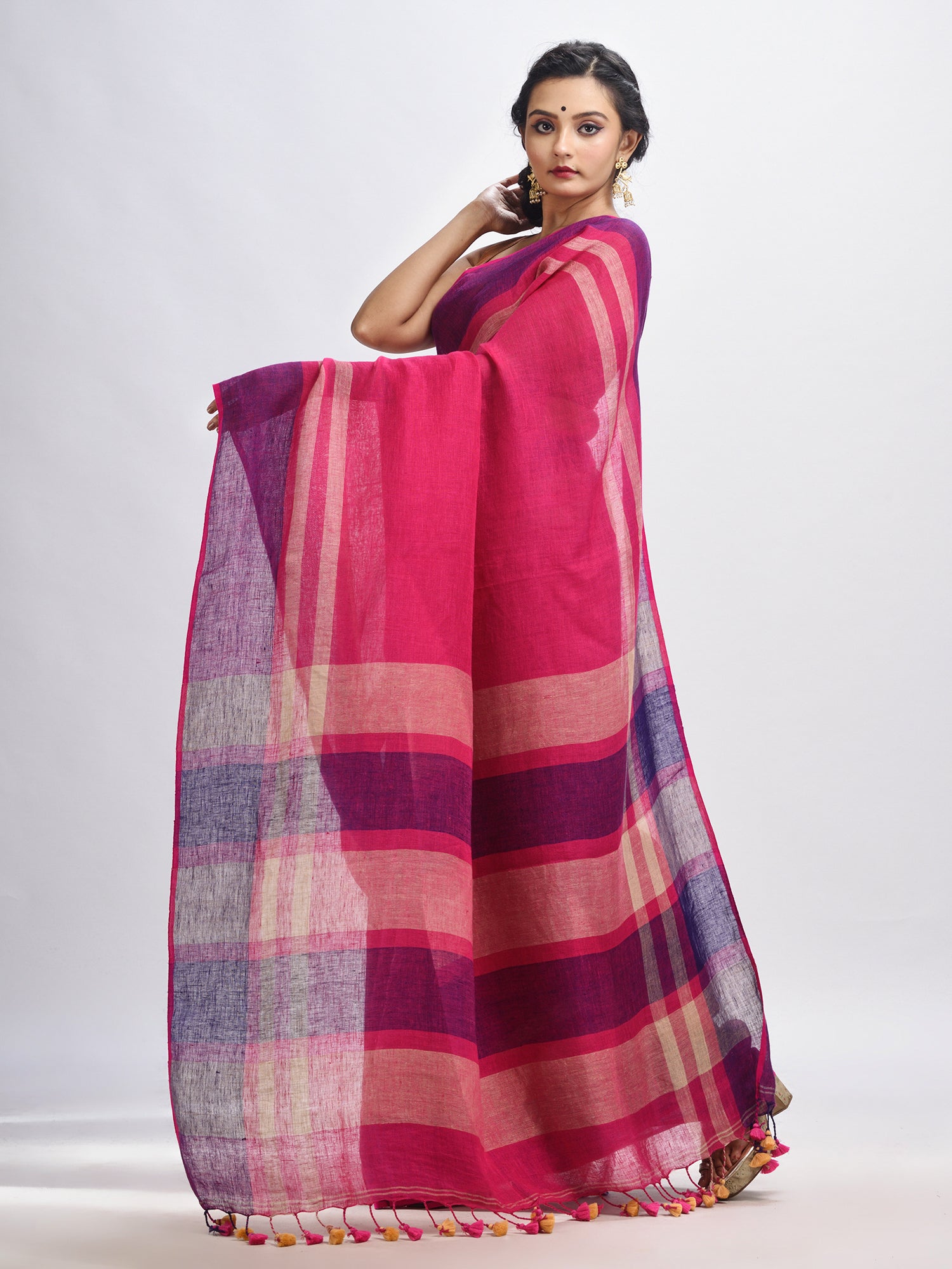 Women's Pink with multi colour pallu handwoven line saree - Angoshobha