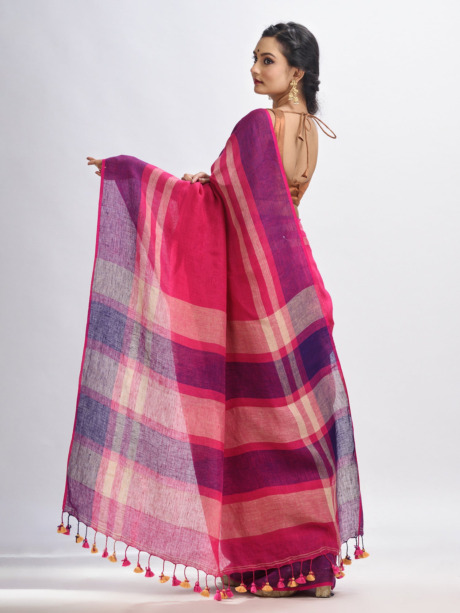 Women's Pink with multi colour pallu handwoven line saree - Angoshobha