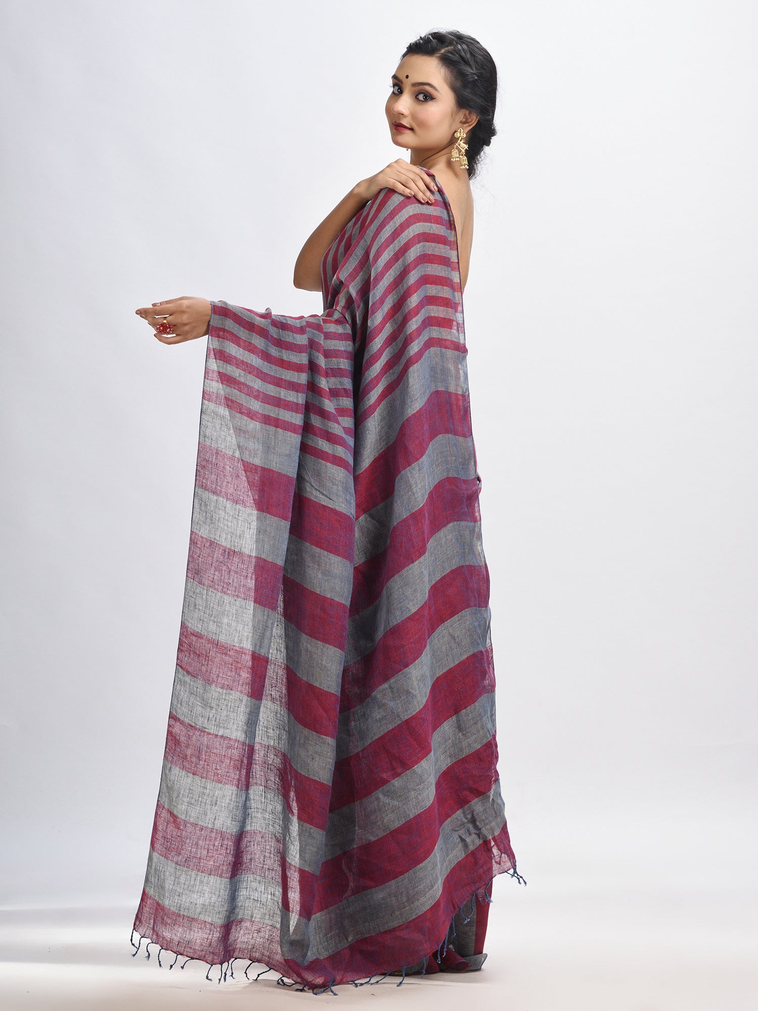 Women's Maroon And Steel Stipe Handwoven linen handloom Saree - Angoshobha