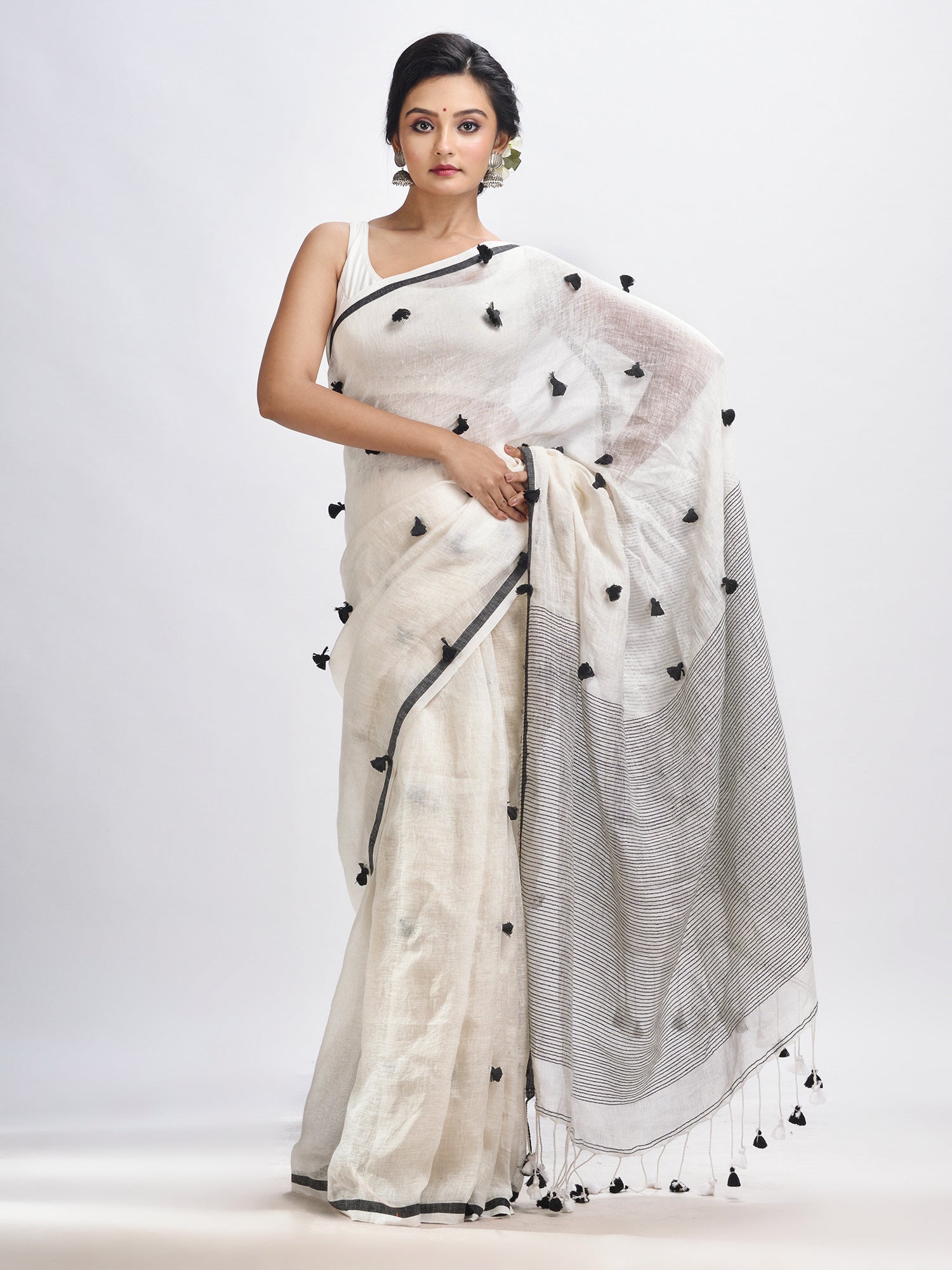 Women's White linen all body pom pom with pallu stipe handwoven saree - Angoshobha