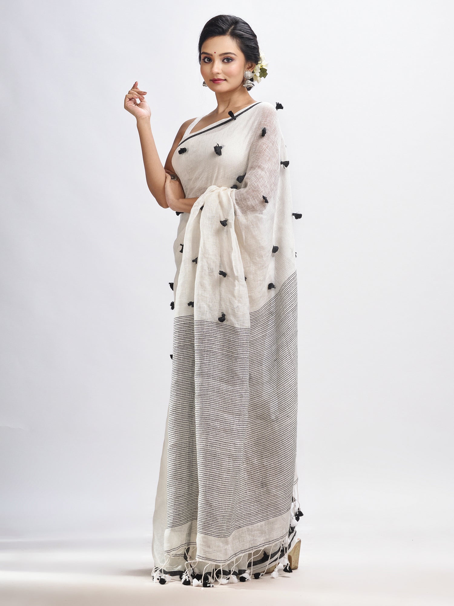 Women's White linen all body pom pom with pallu stipe handwoven saree - Angoshobha