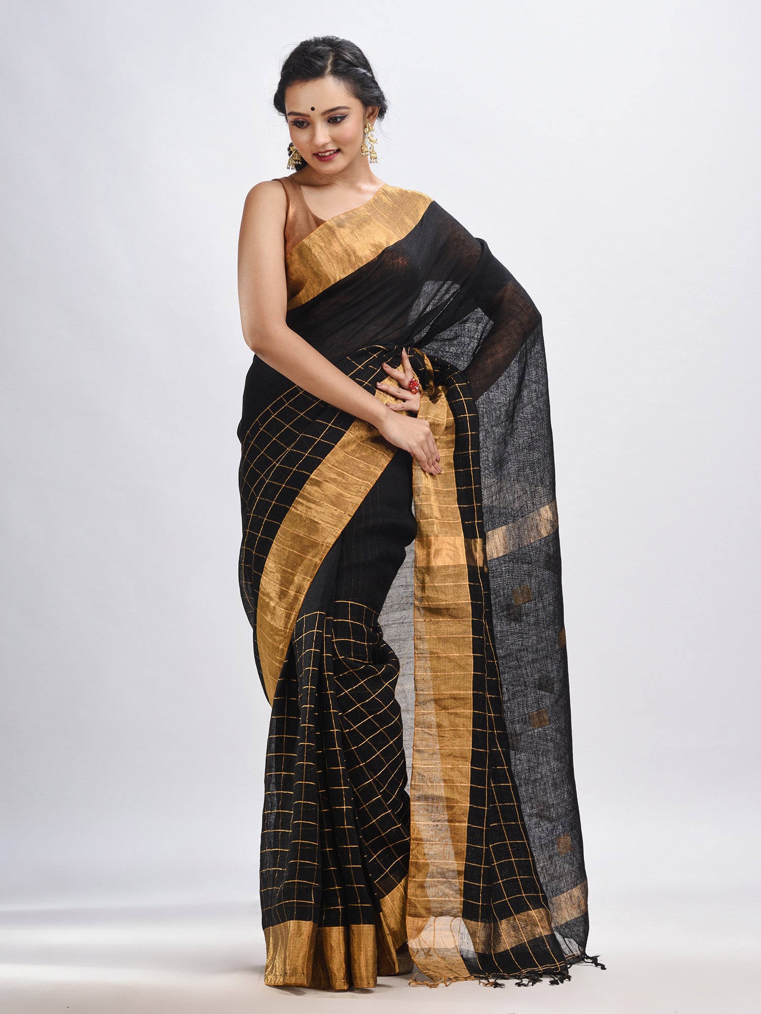 Women's Black linen half check and huff solid body jamdani saree - Angoshobha