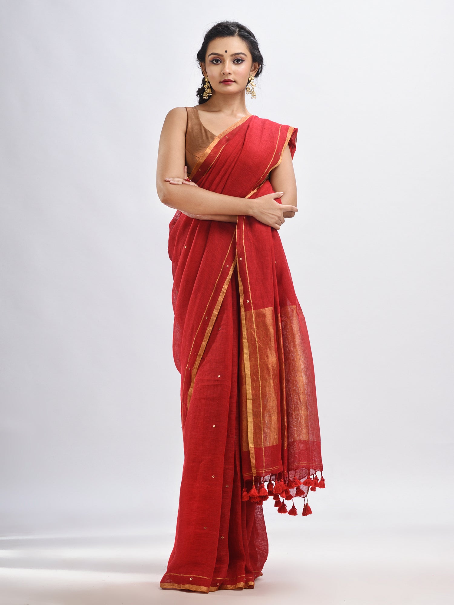 Women's Red linen all body cumki in pallu zori handloom saree - Angoshobha