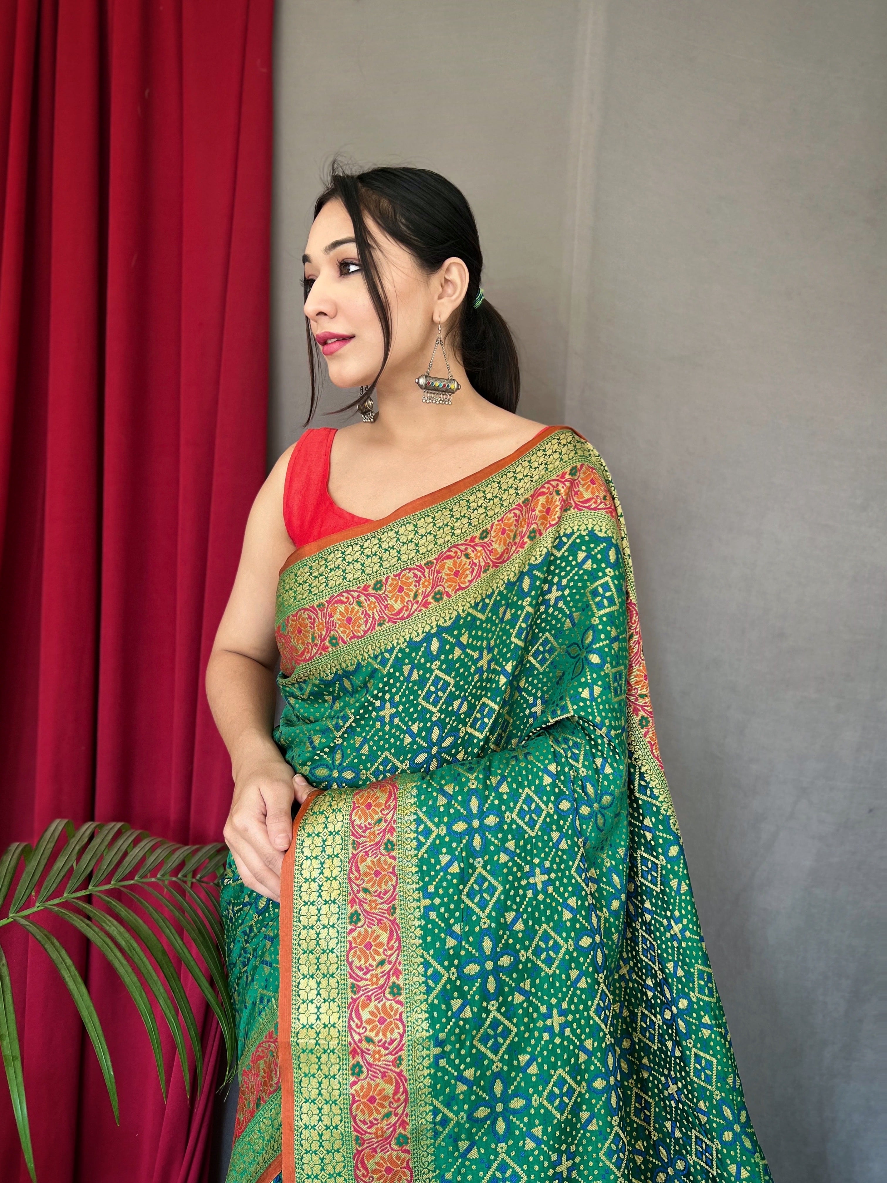 Women's Green Color Bandhej Patola Silk Woven Saree Red - TASARIKA