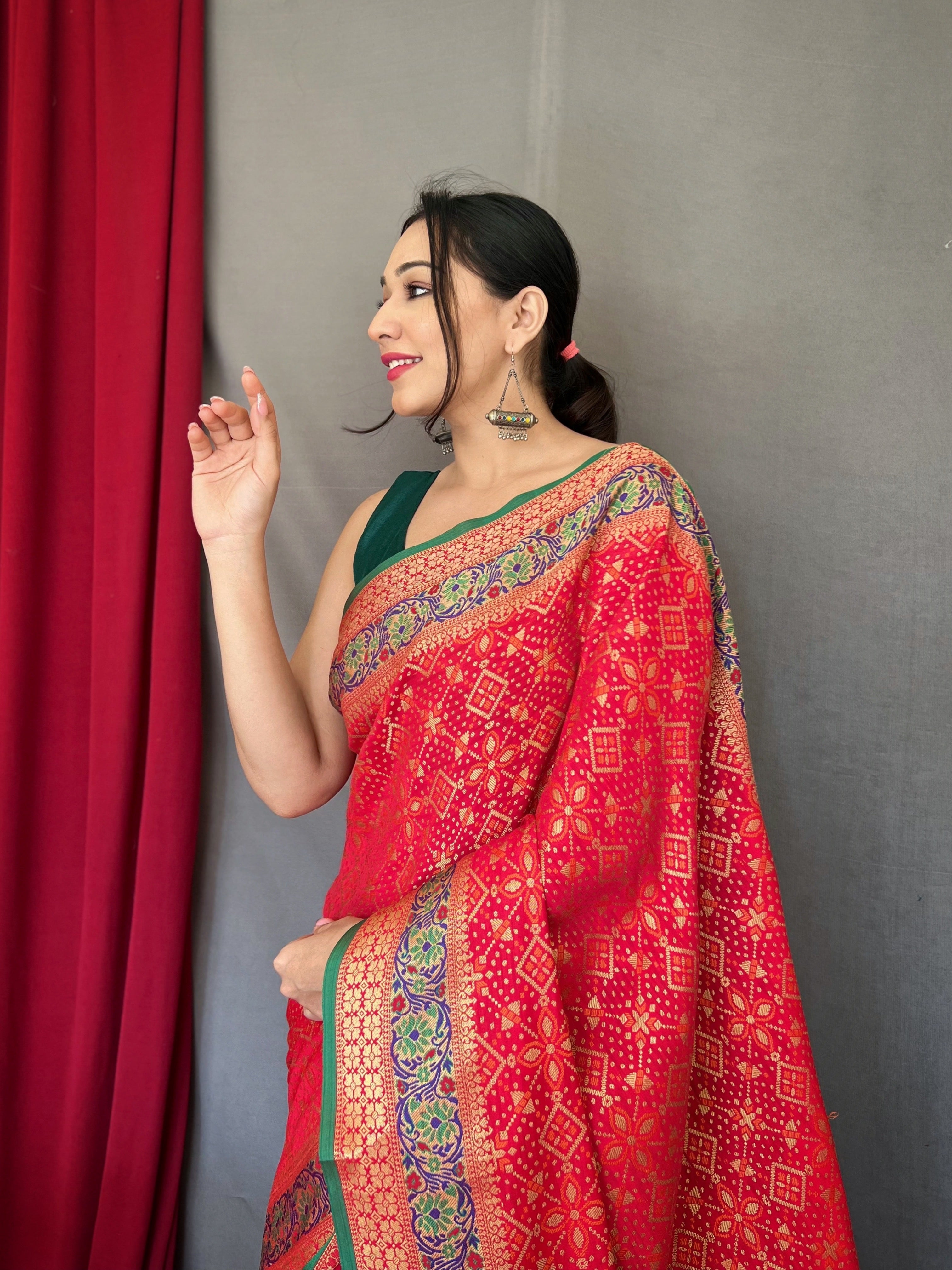 Women's Red Color Bandhej Patola Silk Woven Saree Green - TASARIKA