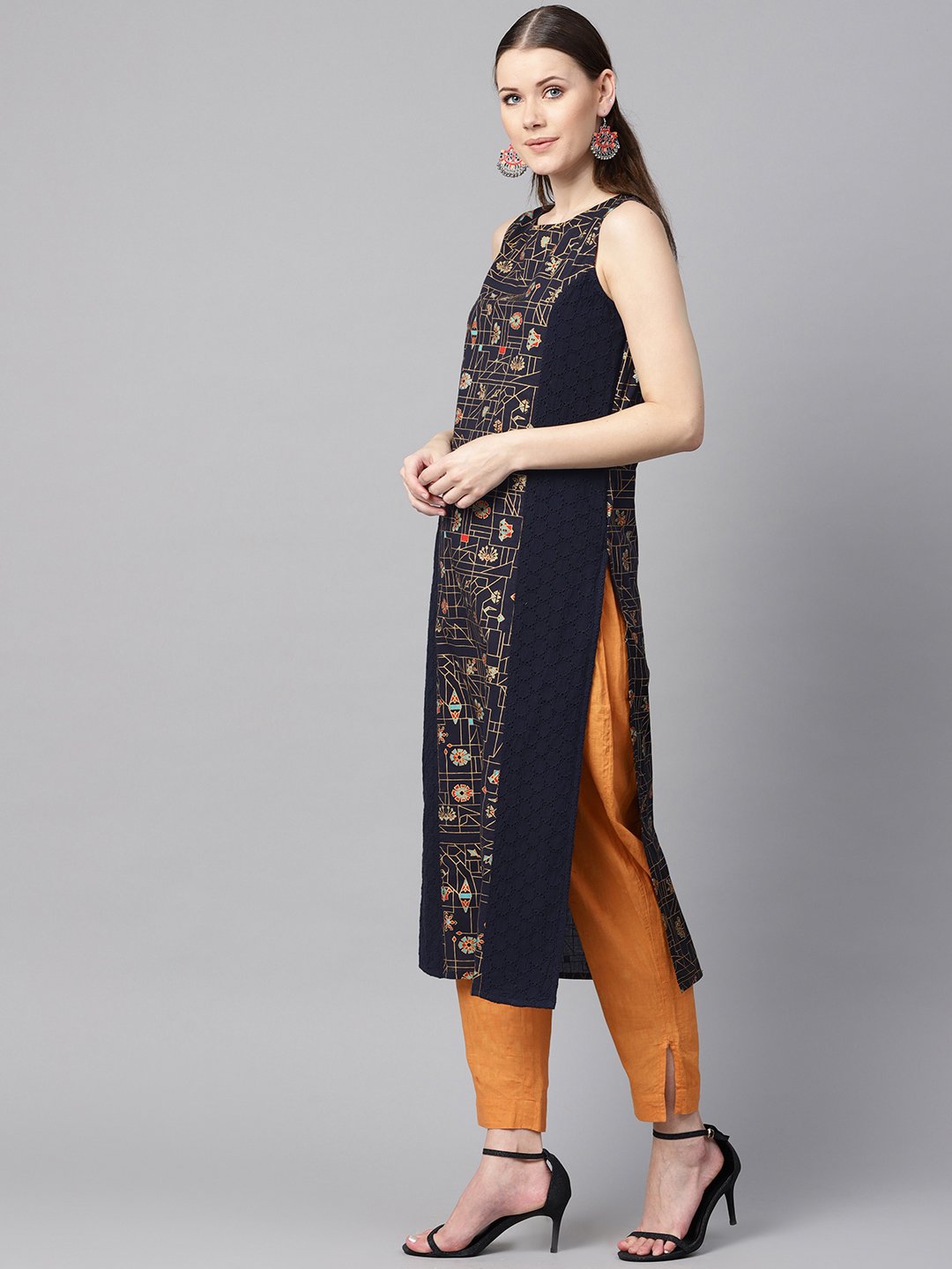 Women's Navy Blue Gold Geometric Printed Sleeveless Kurta With Panneled Schiffli - Nayo Clothing
