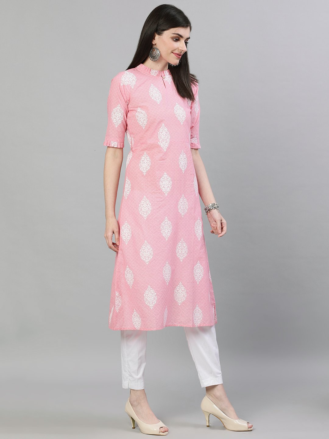 Women's Pink & White Printed Straight Kurta - Nayo Clothing