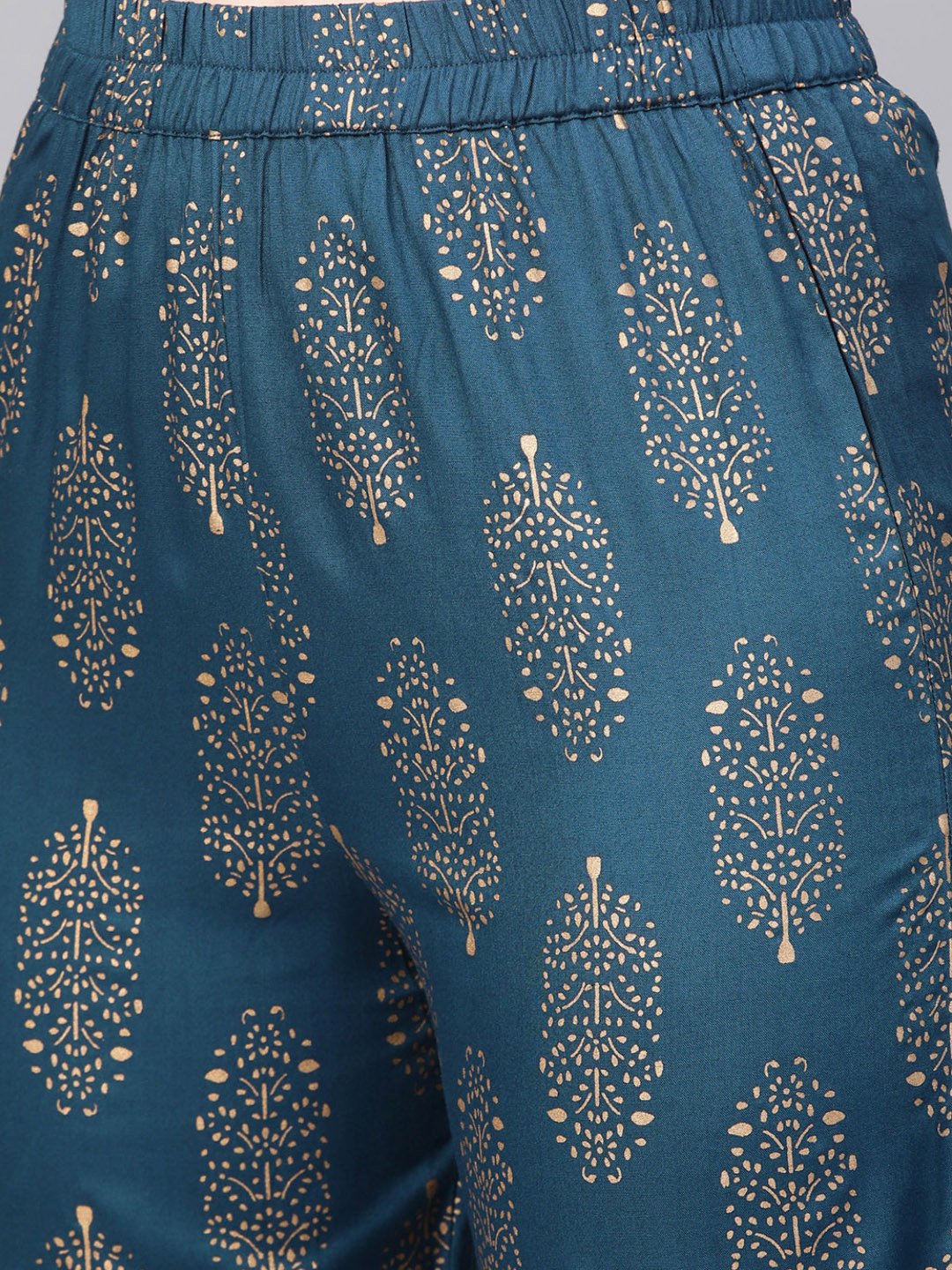 Women's Teal Blue Gold Printed Kurta Set With Pant - Nayo Clothing