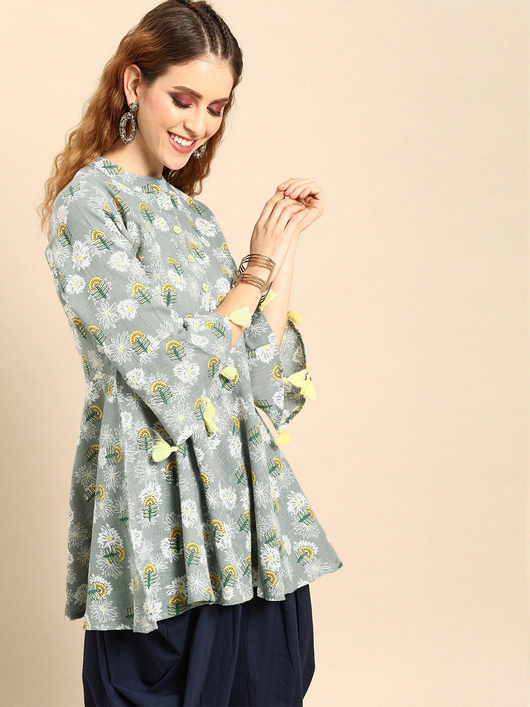 Women's Grey  Printed Flared Floral Knitted Pure Cotton Kurti - Nayo Clothing