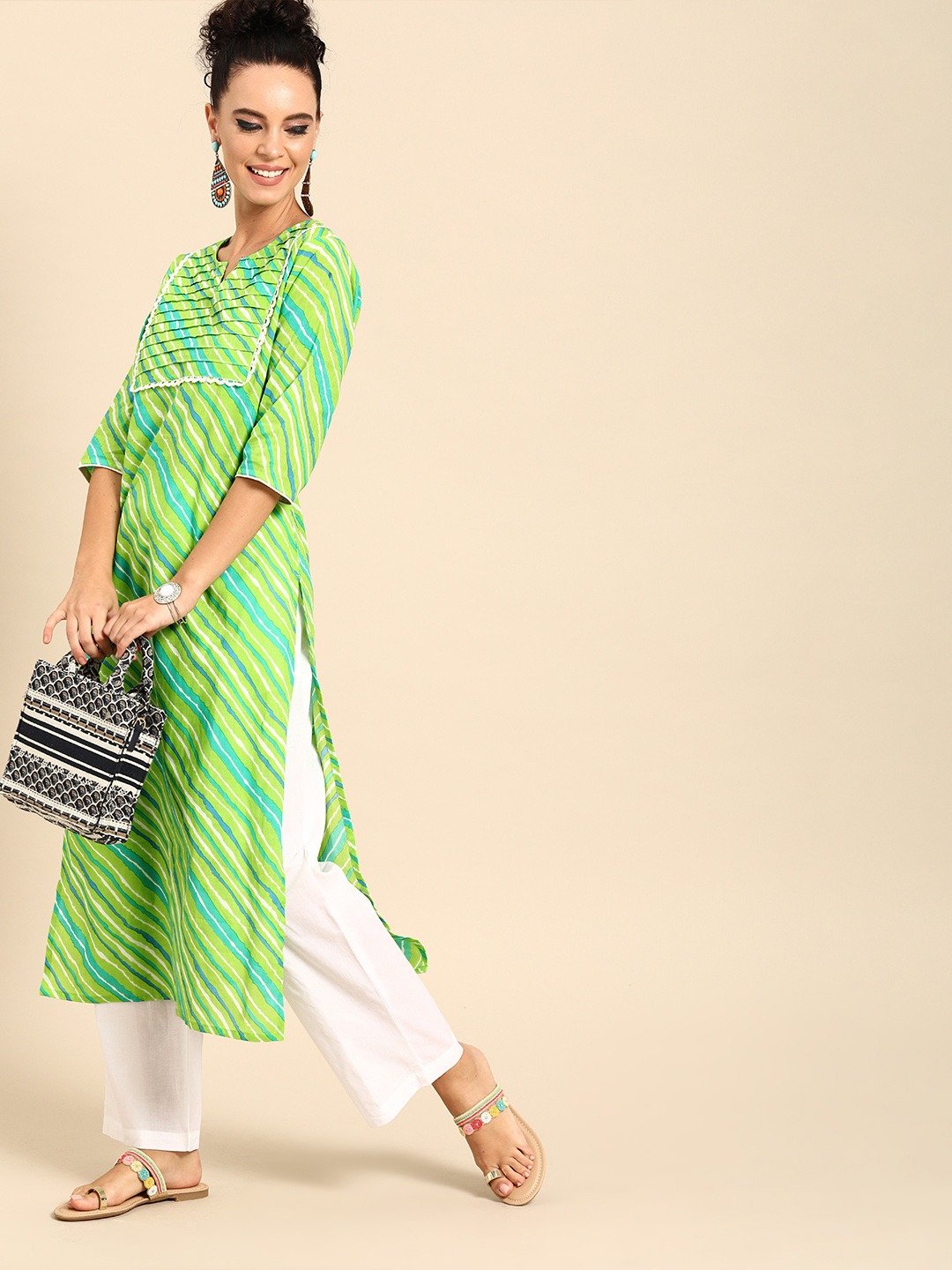 Women's Green Three-Quarter Sleeves Striped Straight Pure Cotton Kurta With Palazzo Set - Nayo Clothing