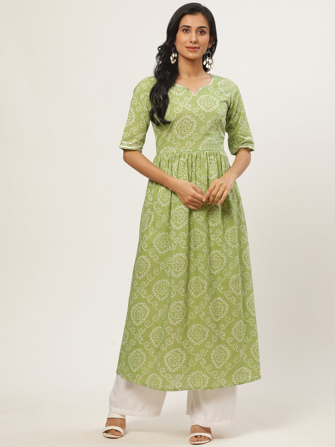 Women's Green Calf Length Short Sleeves A-Line Bandhani Printed Cotton Kurta - Nayo Clothing