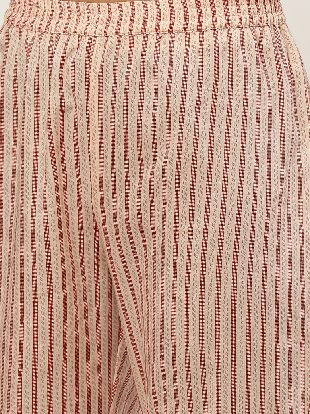 Women's Beige Three-Quarter Sleeves Straight Kurta With Trouser - Nayo Clothing