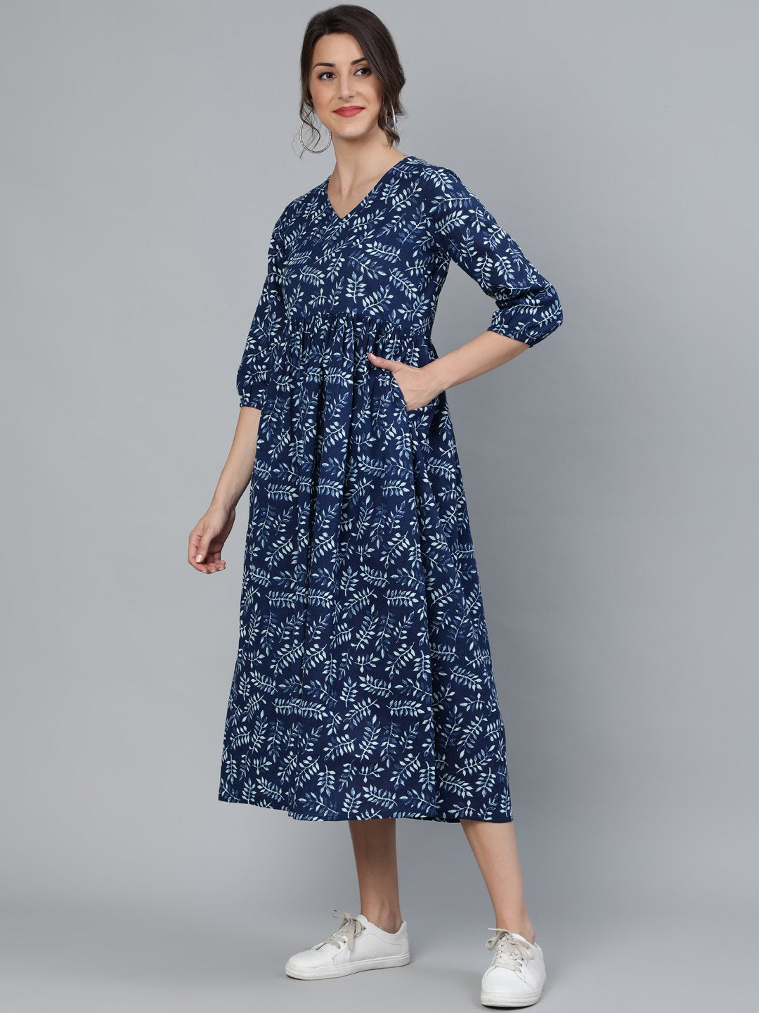 Women's Indigo Blue Printed Dress With Three Quarter Sleeves – Trendia