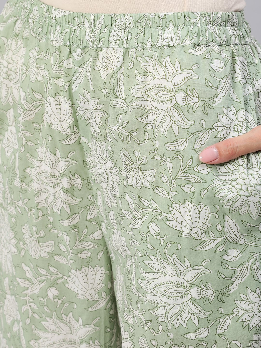 Women's Green Floral Printed Night Suit Set - Nayo Clothing