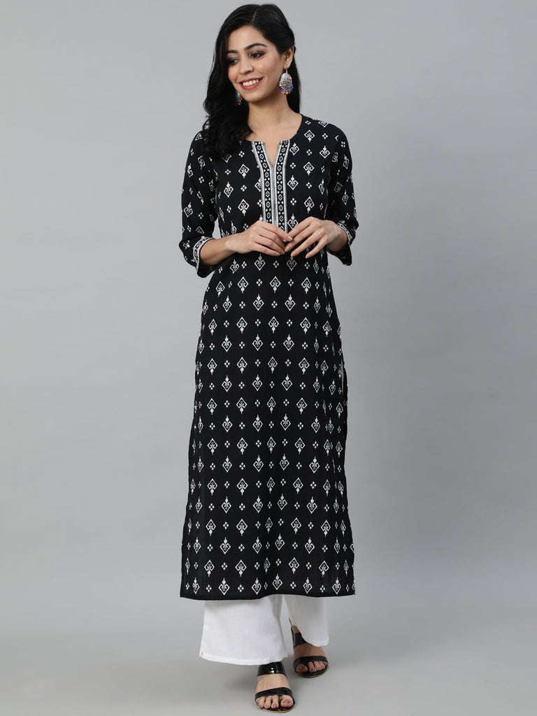 Women's Black Printed Straight Kurta With Three Quarter Sleeves