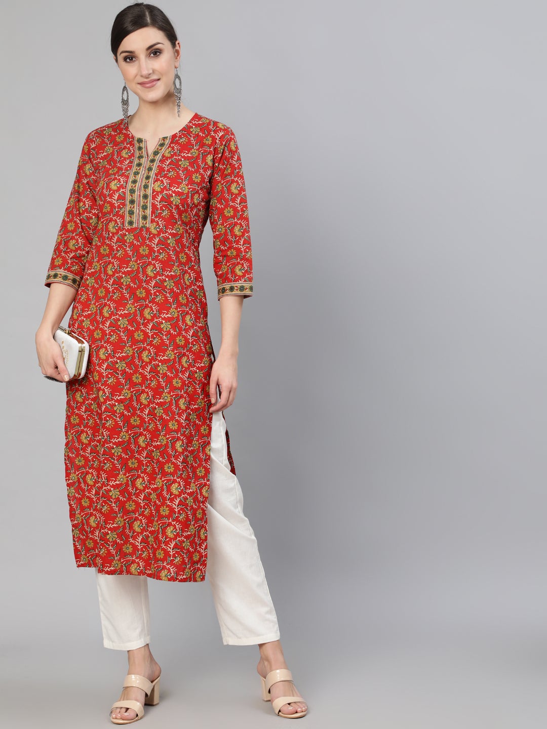 Women's Red Floral Printed  Straight Kurta With Three Quarter Sleeves - Nayo Clothing