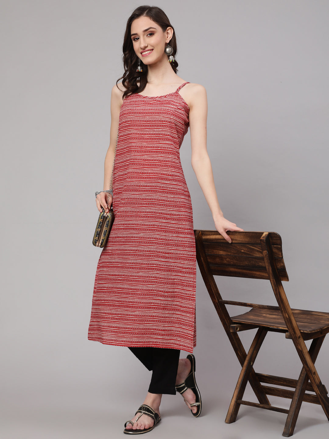 Women's Red Geometric Printed straight sleevesless Kurta - Nayo Clothing