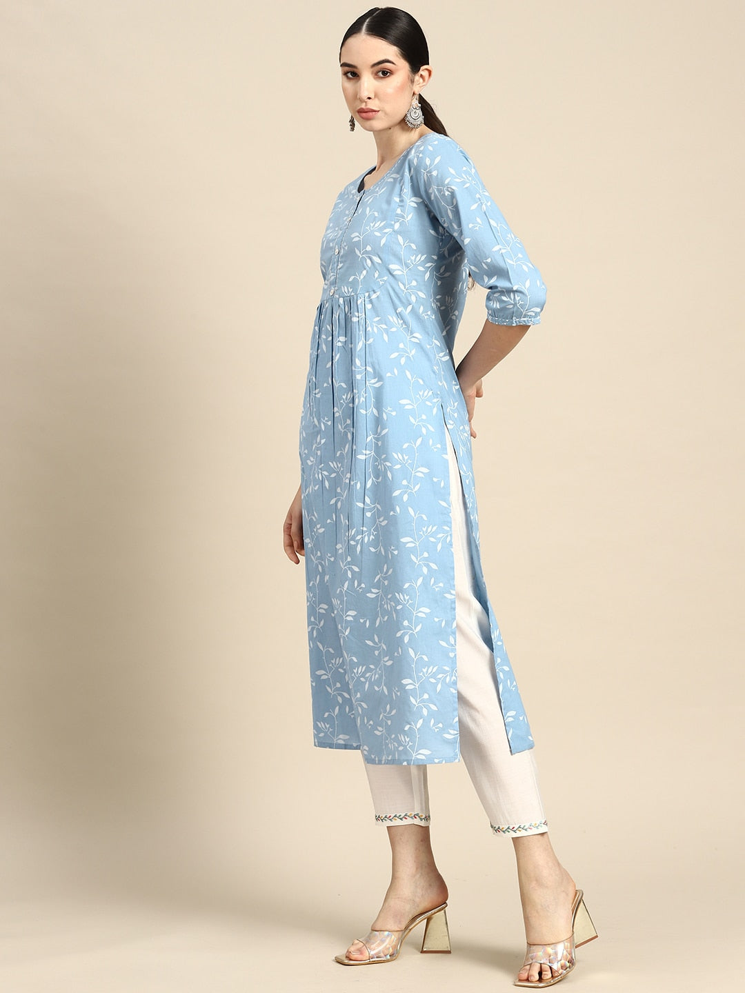 Women's Wome Blue Printed Flared Kurta With Three quarter Sleeves - Nayo Clothing