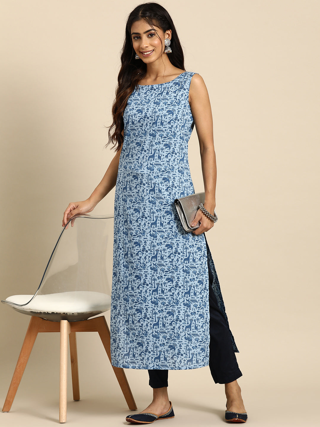 Women's Blue Ethnic Printed Straight Sleevless Kurta - Nayo Clothing