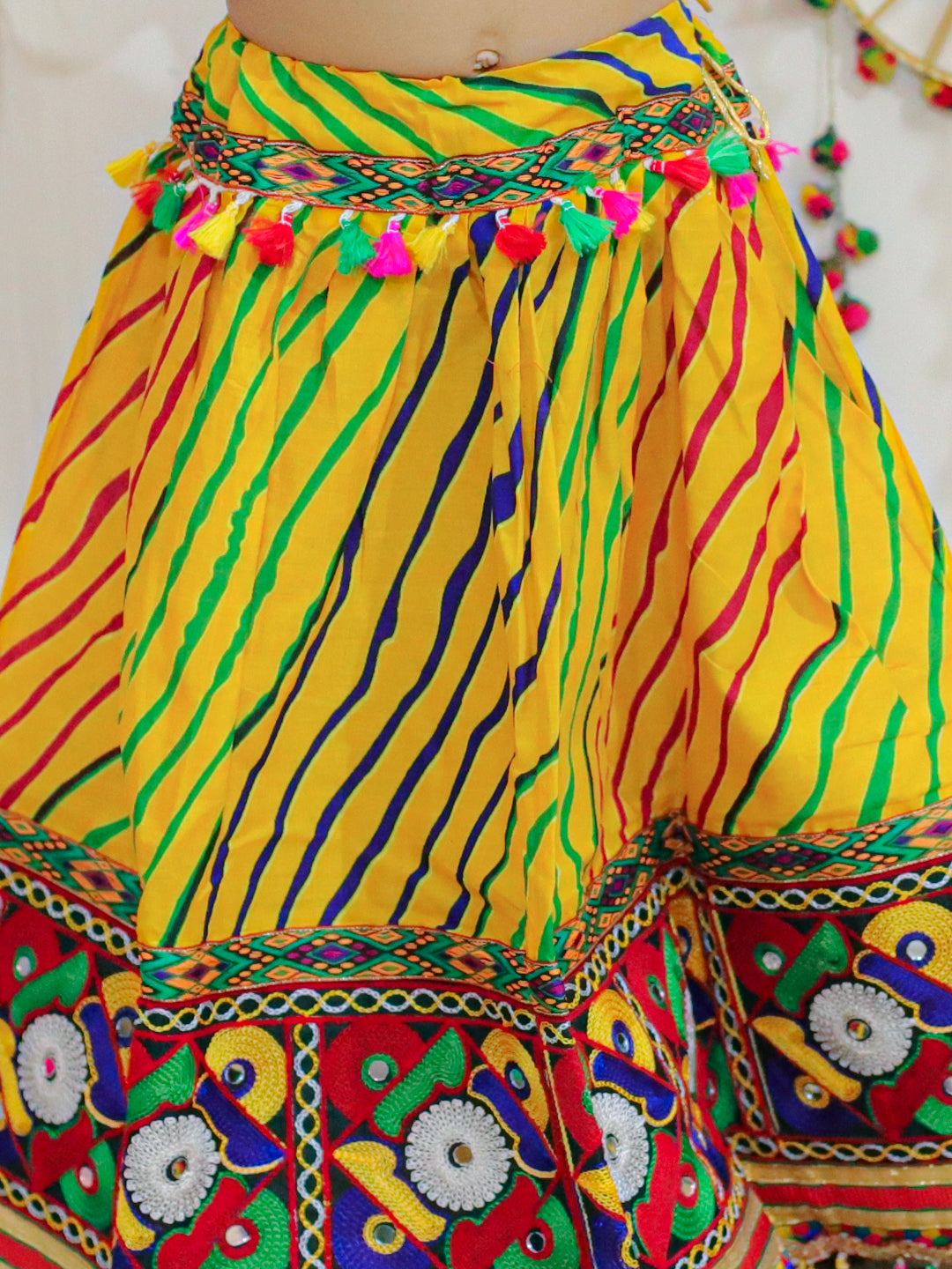 Girl's Cotton Yellow Lehenga Sets - Bownbee