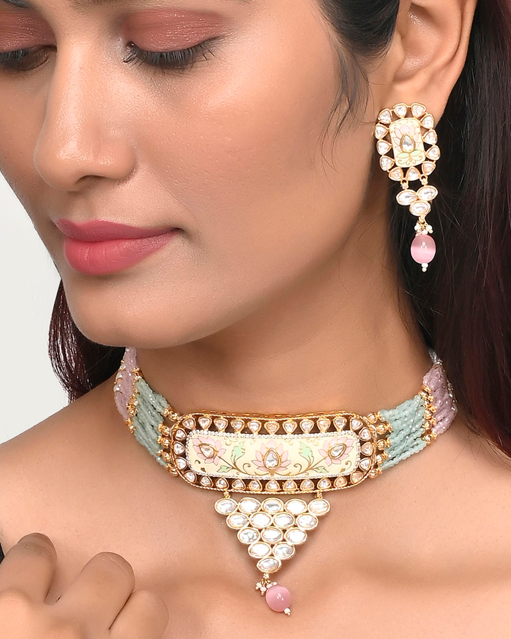 Women's Floral Motifs Faux Kundan And Pink Pearls Brass Gold Plated Jewellery Set - Voylla