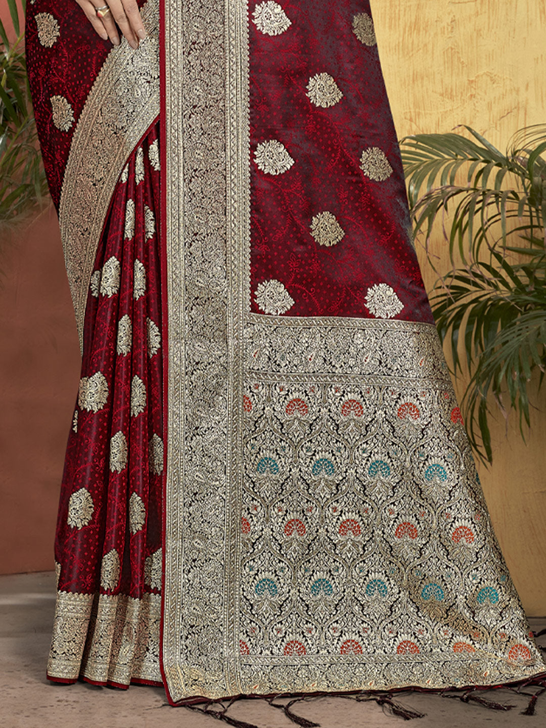 Women's Maroon Banarasi Silk Woven Work Traditional Tassle Saree - Sangam Prints