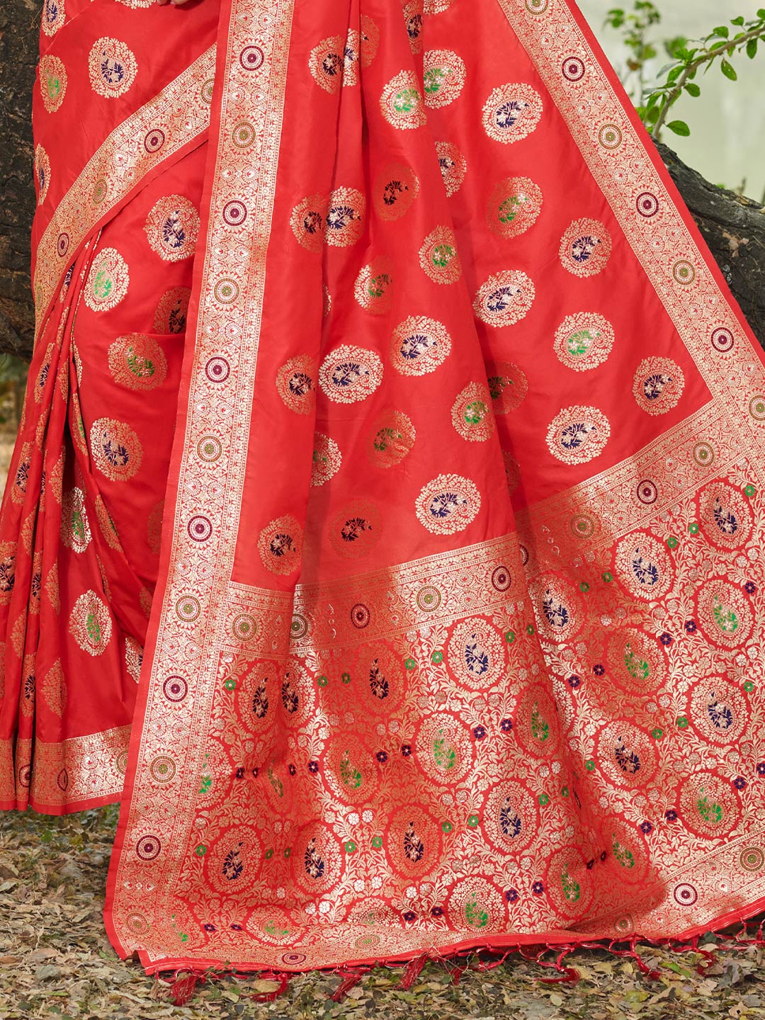 Women's Red Organza Siroski Stone Work Traditional Tassle Saree - Sangam Prints