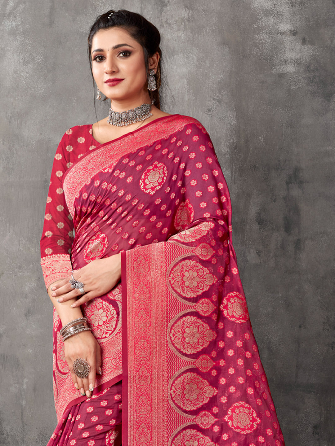 Women's Pink Cotton Woven Zari Work Traditional Tassle Saree - Sangam Prints